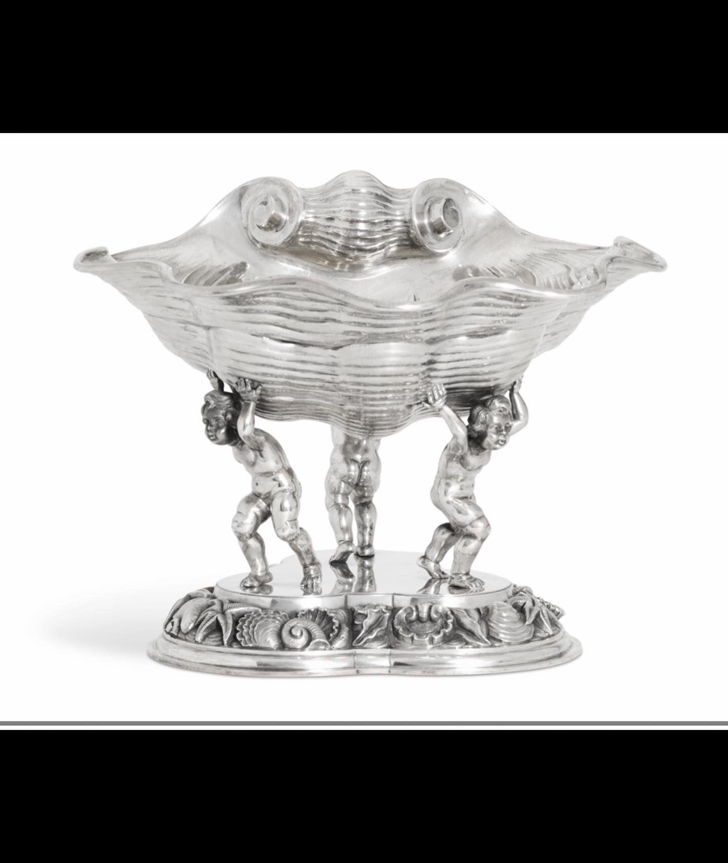 An Italian 20th century large solid silver bowl c1940. Weight 3165 grams heavy 26cm height 24cm - Image 5 of 17