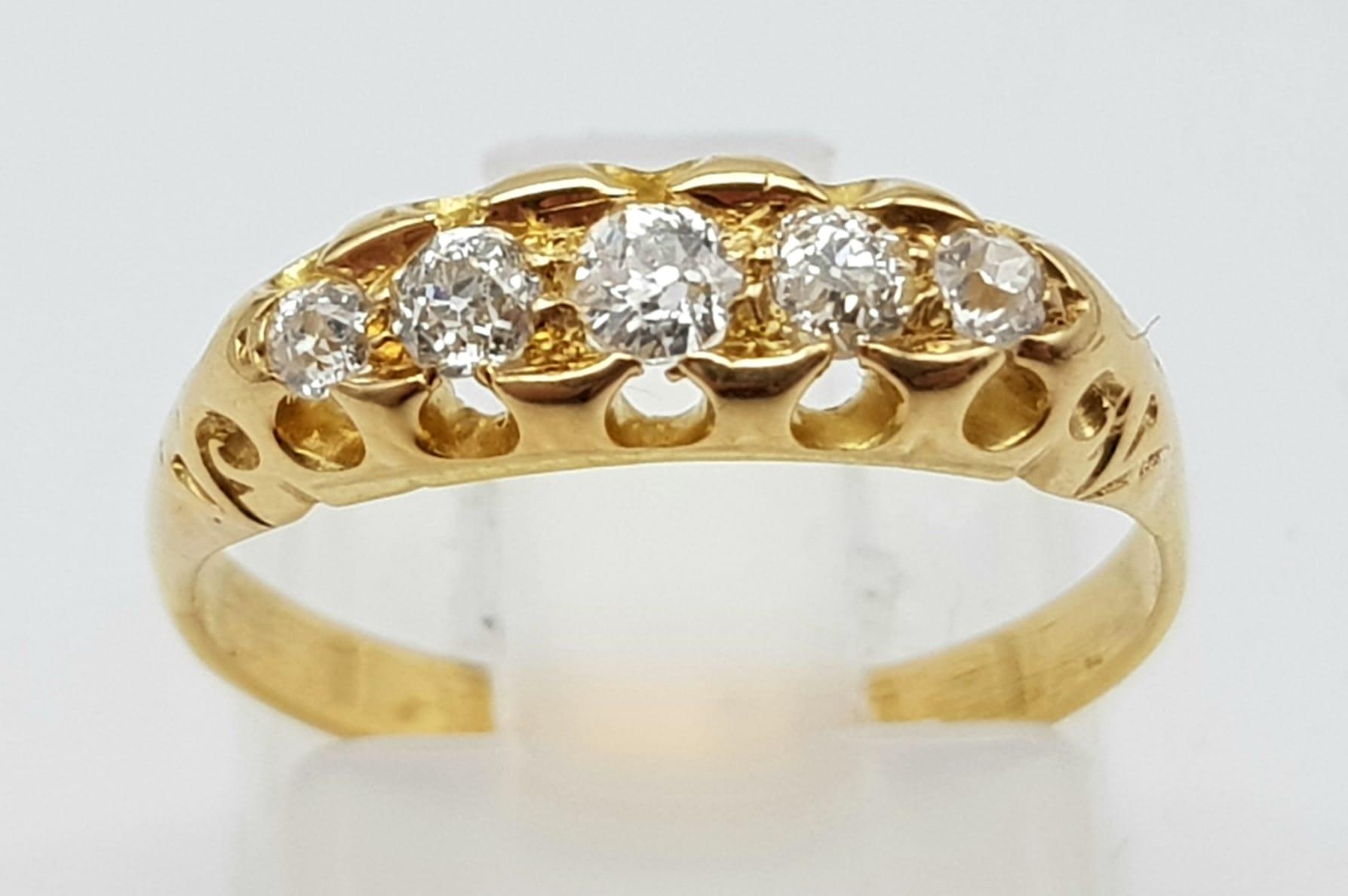 An Antique High Karat Five Diamond Ring. Five bright white, round-cut graduating stones. Size L. 2. - Bild 5 aus 5