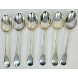 A SET OF 6 SILVER HALLMARKED DESERT SPOONS DATED 1923. 340g