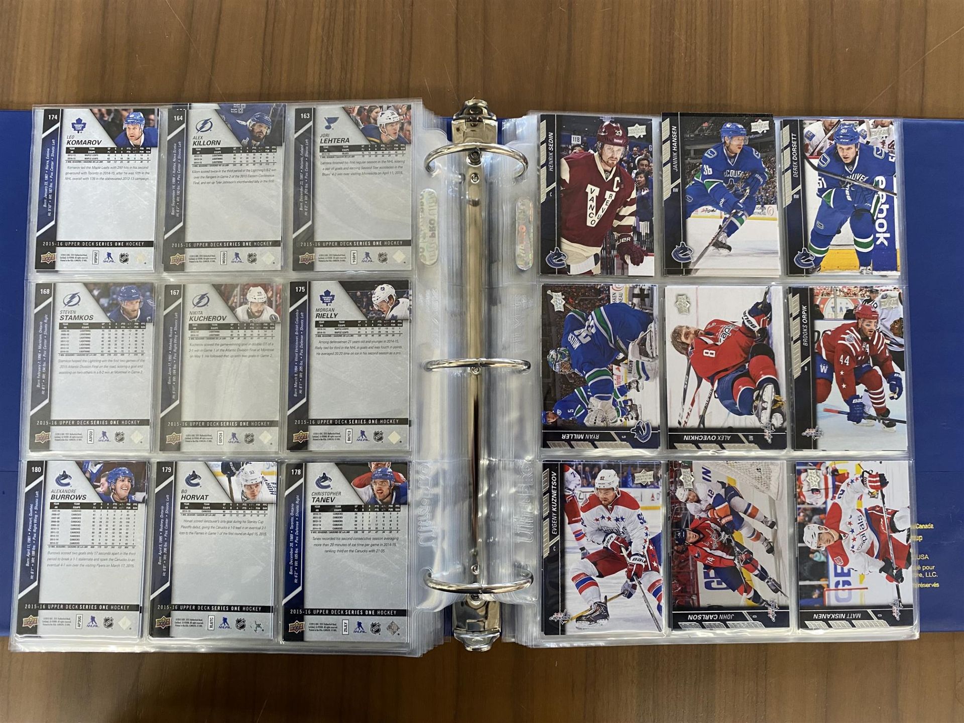 2015 - 2016 - Collectible Cards Binder - Hockey Collection - Approx. 169 CARDS