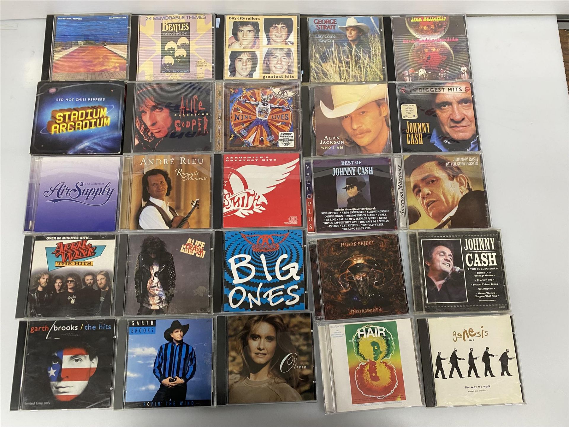 Mixed Lot of Compact Discs - 100PCS - Image 4 of 4