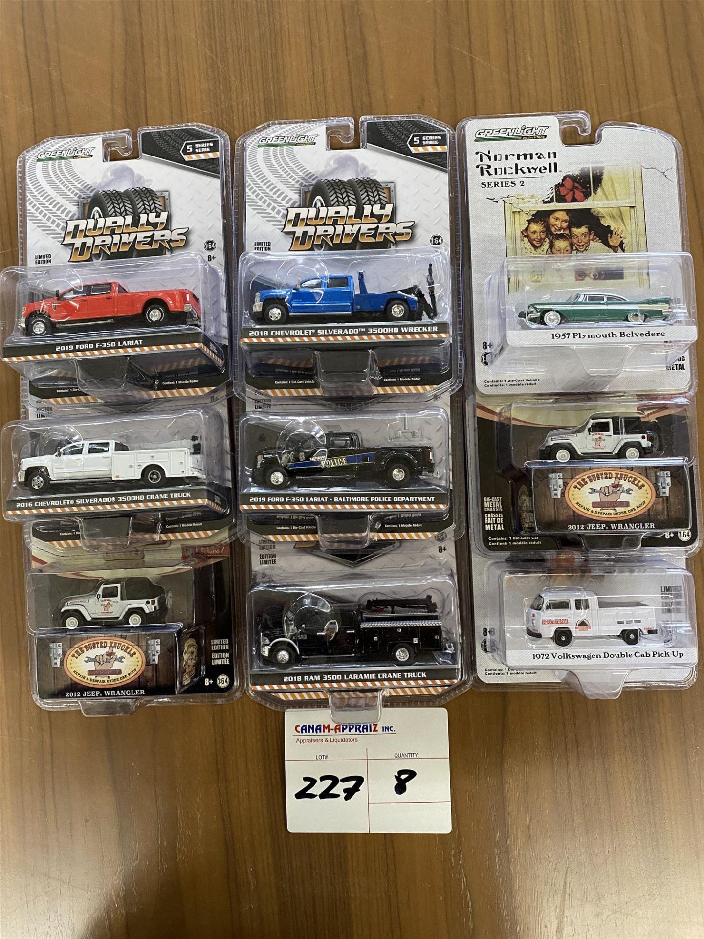 Greenlight - (Real Trucks) 1:64 Scale Die Cast Cars - 8PCS