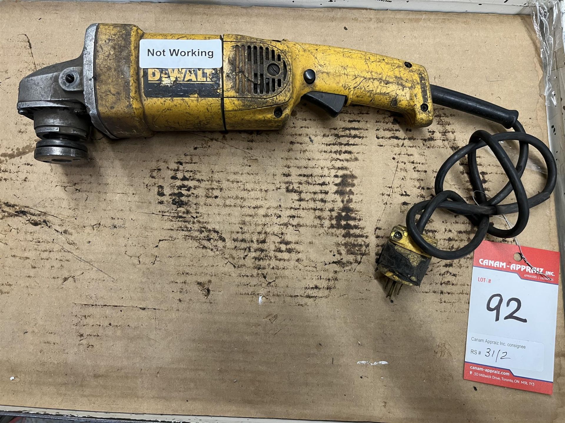 DEWALT - DWE402 GRINDER