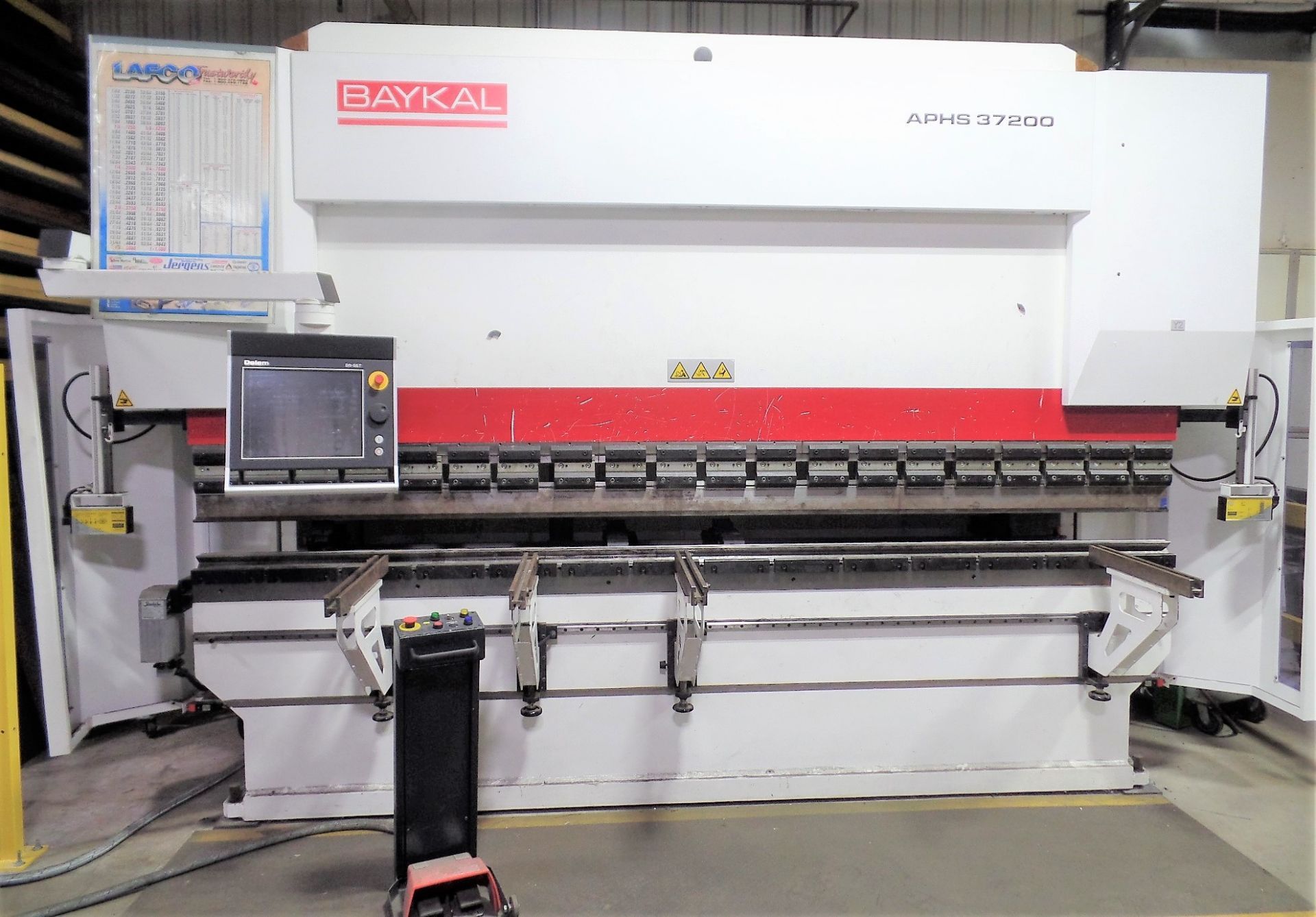 2017 BAYKAL APHS 37200 5-AXIS CNC PRESS BRAKE, 220-TON X 12’ CAP., CNC CROWNING, DELEM DA-66T - Image 4 of 26