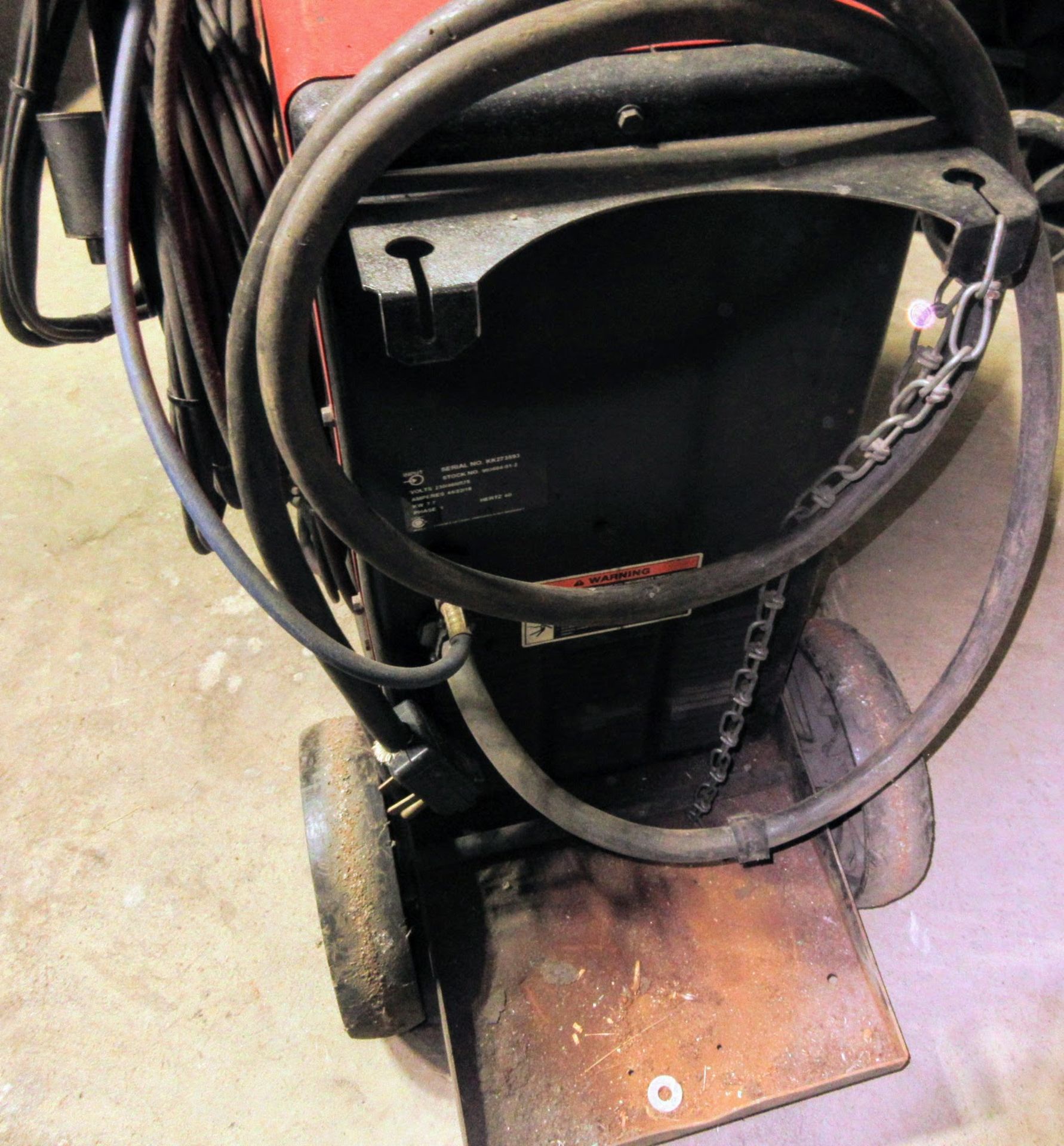 BOC MIGMATIC 250X WELDER W/ MILLER SPOOLMATIC 30A AIR COOLED SPOOL GUN, MIG TORCH, CABLES AND CART - Image 4 of 5