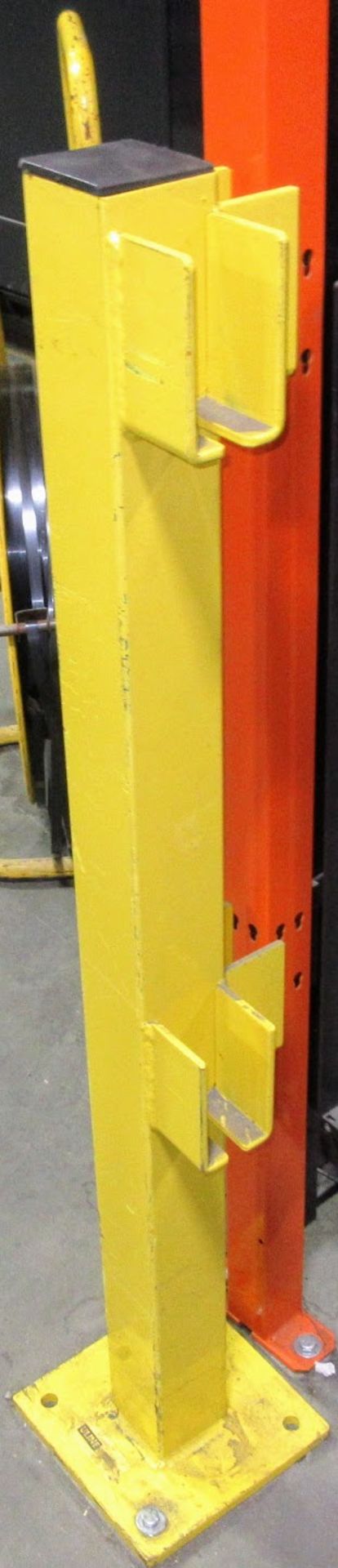 LOT YELLOW SAFETY FENCING IN PLANT - Image 3 of 6