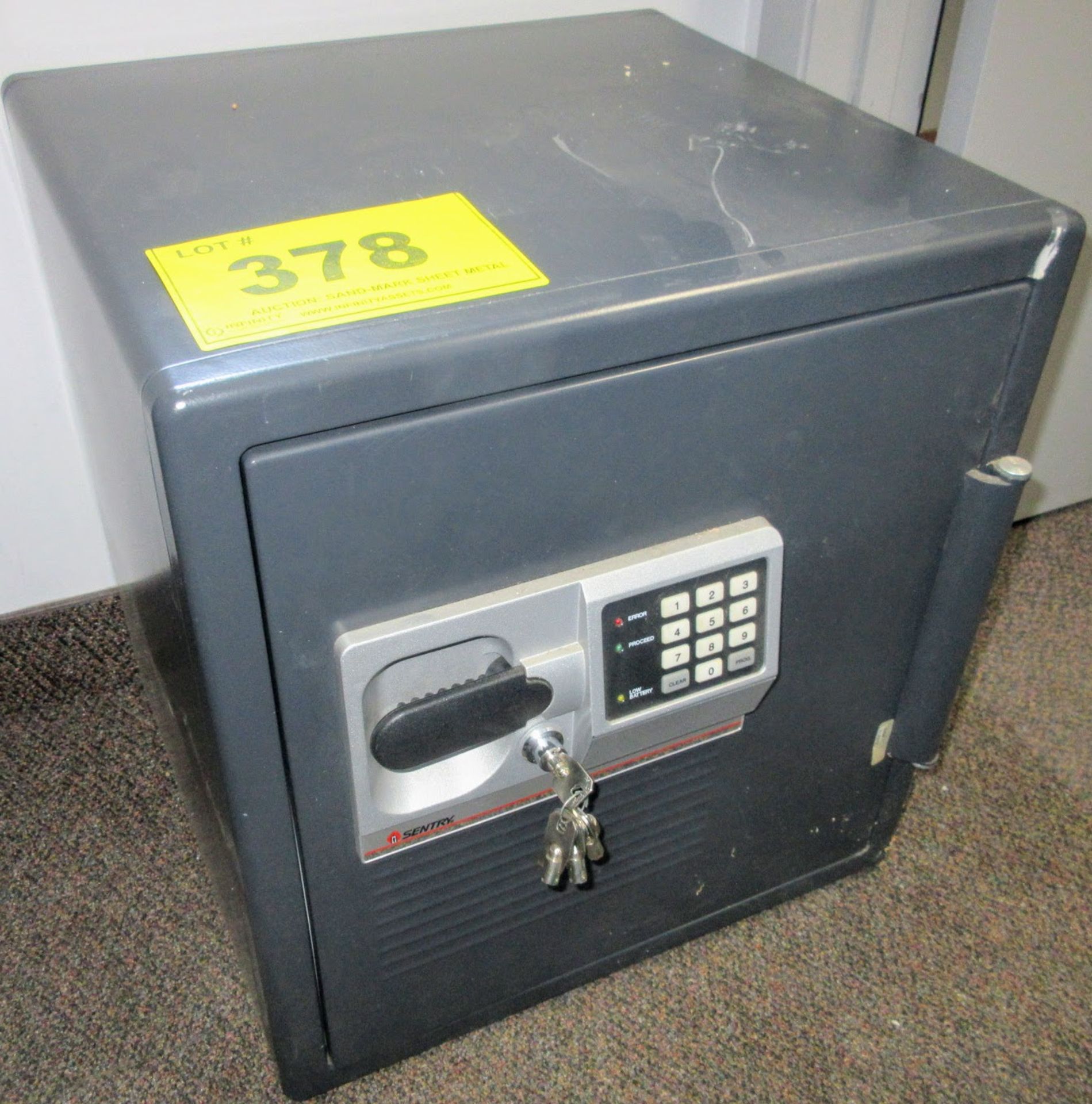 SENTRY SAFE W/ KEYS & COMBINATION