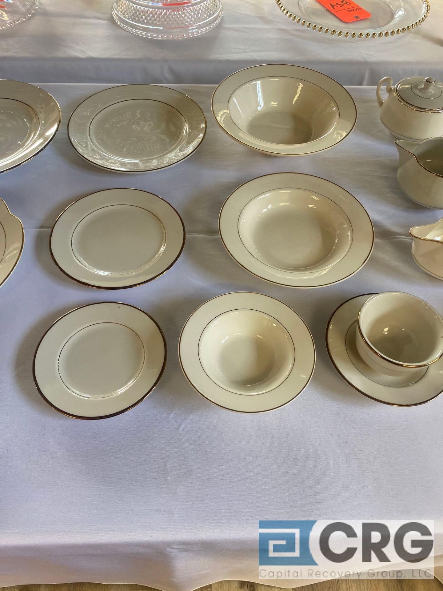 Homer Laughlin Dinnerware - Image 3 of 4