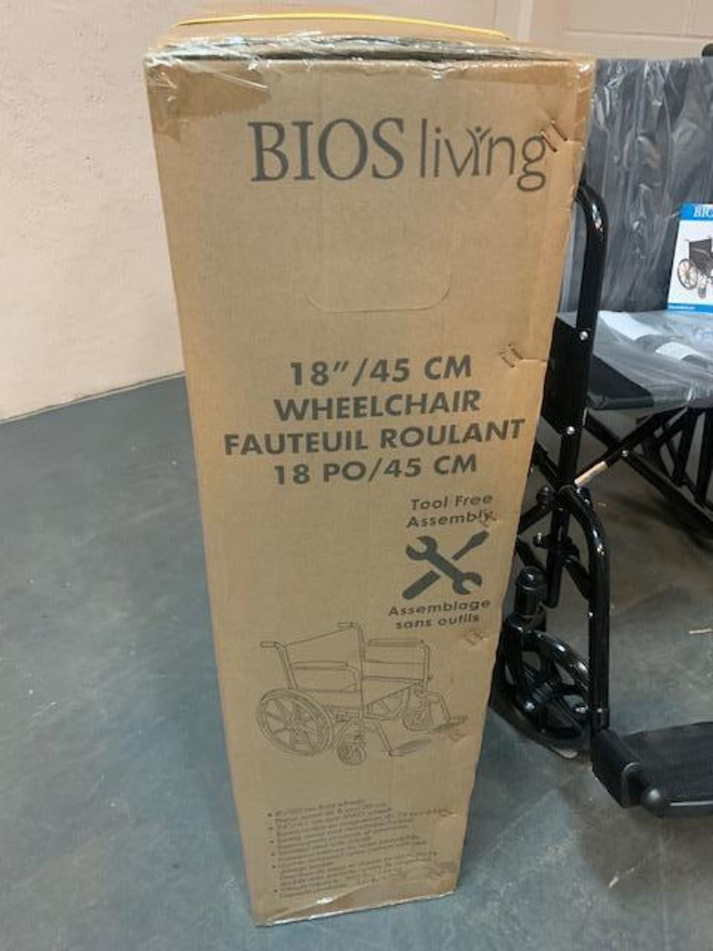 New In Box BIOS Living 18 inch / 45 cm Wheelchair Tool Free Assembly - Image 4 of 6