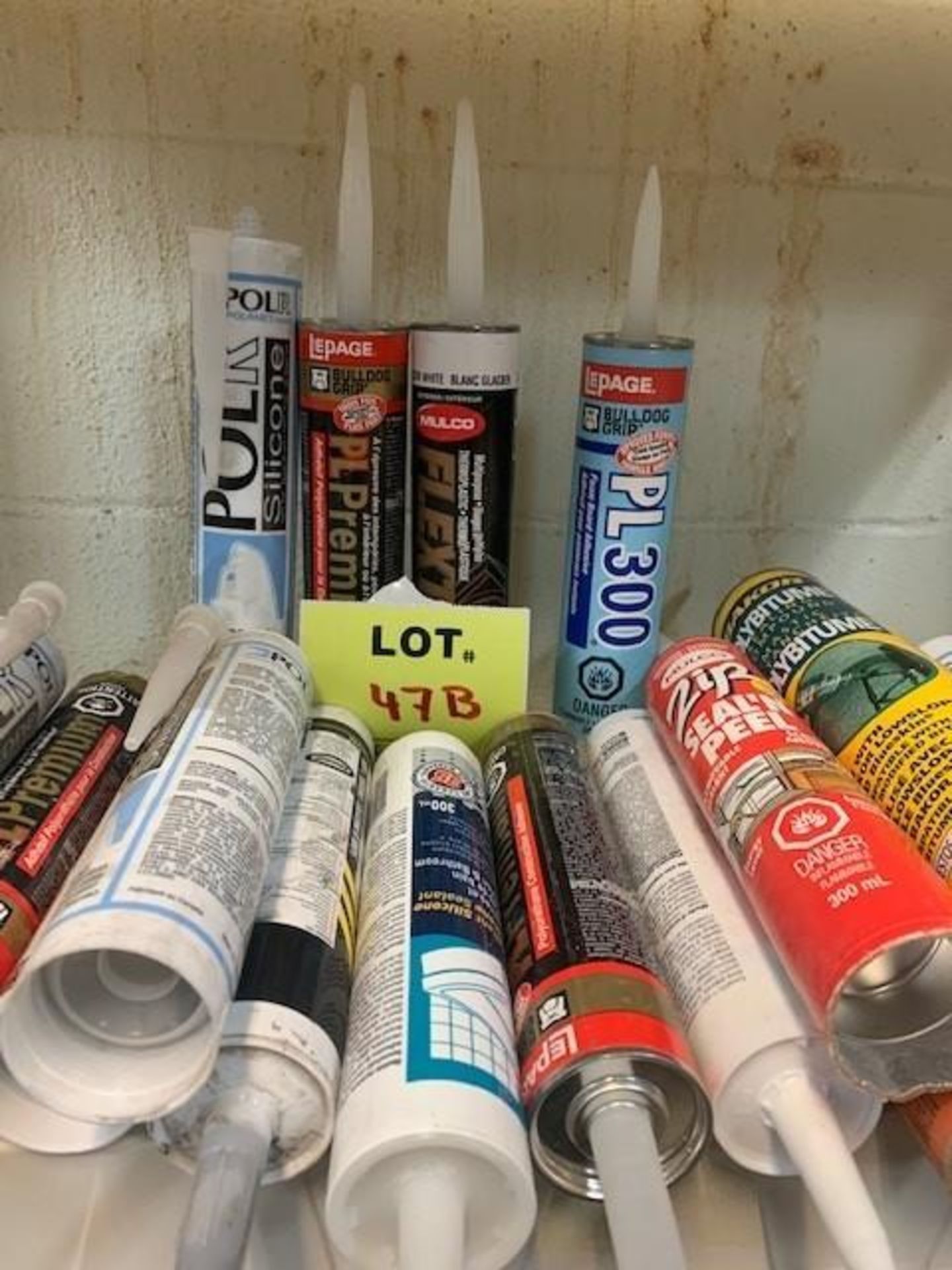 Lot of 23 tubes silicone-glue etc.