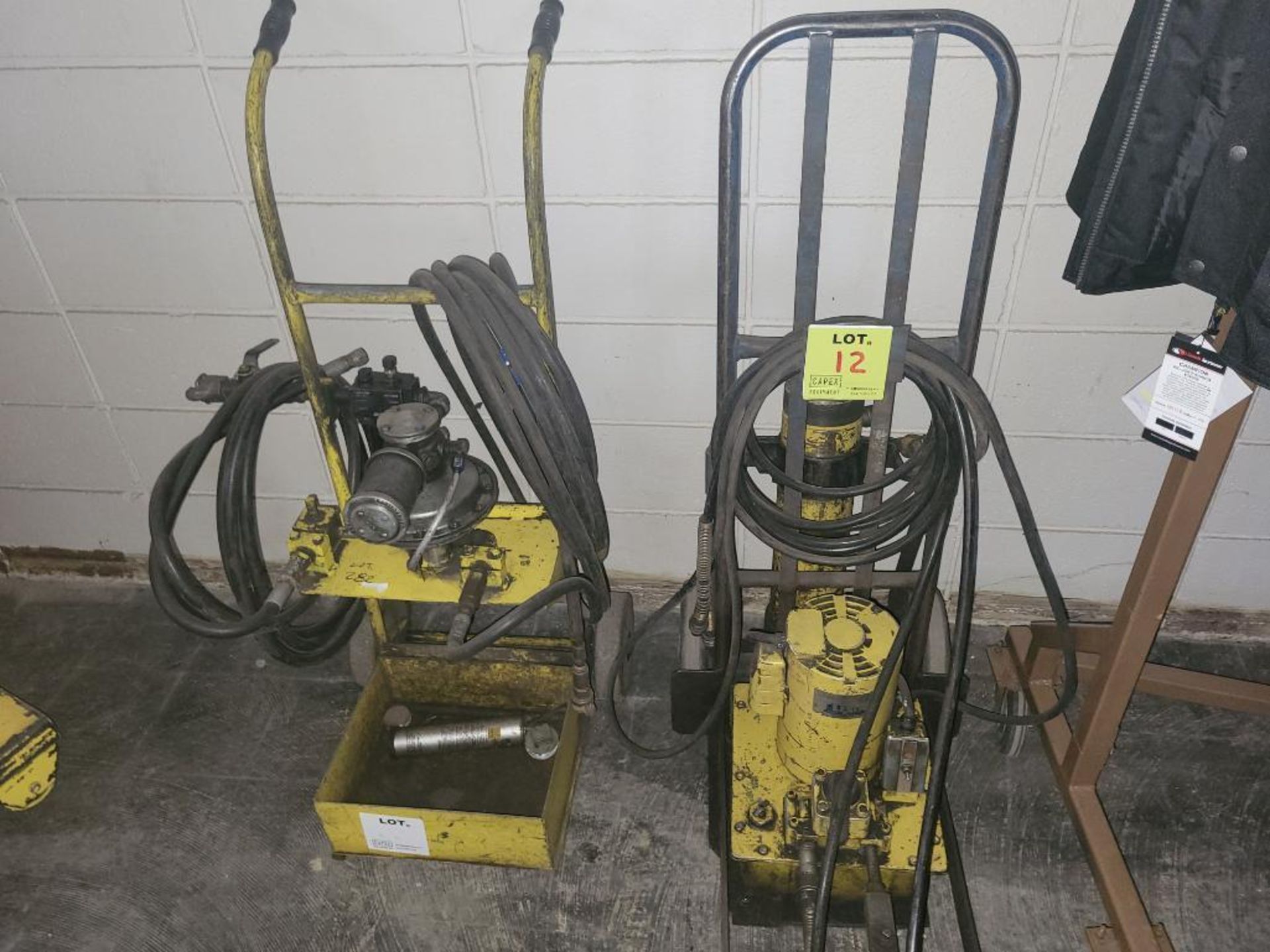 Lot Of 2 Hydraulic Pump On Cart - Image 2 of 4