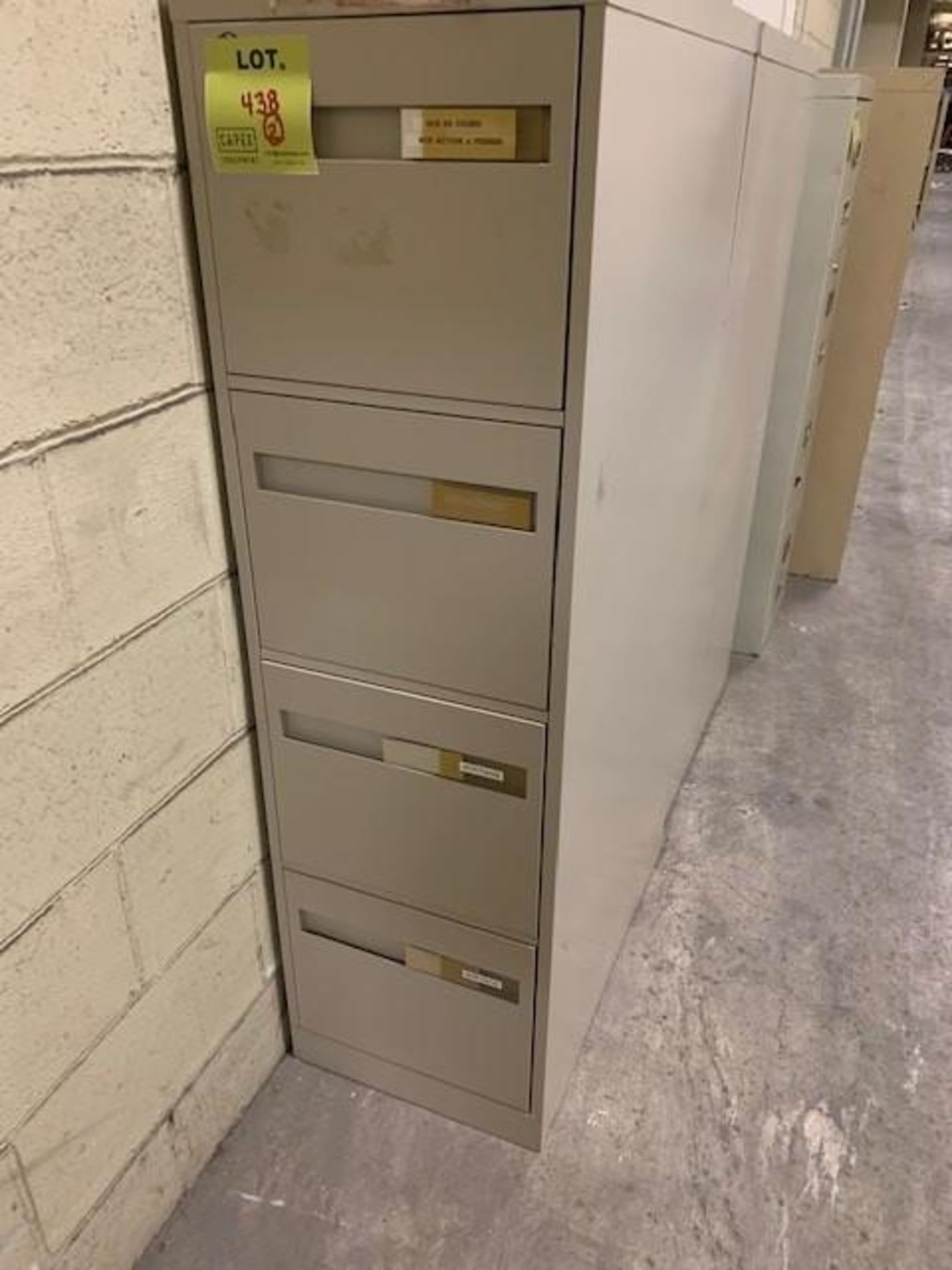 Lot of 2 vertical filling cabinet - Image 2 of 2