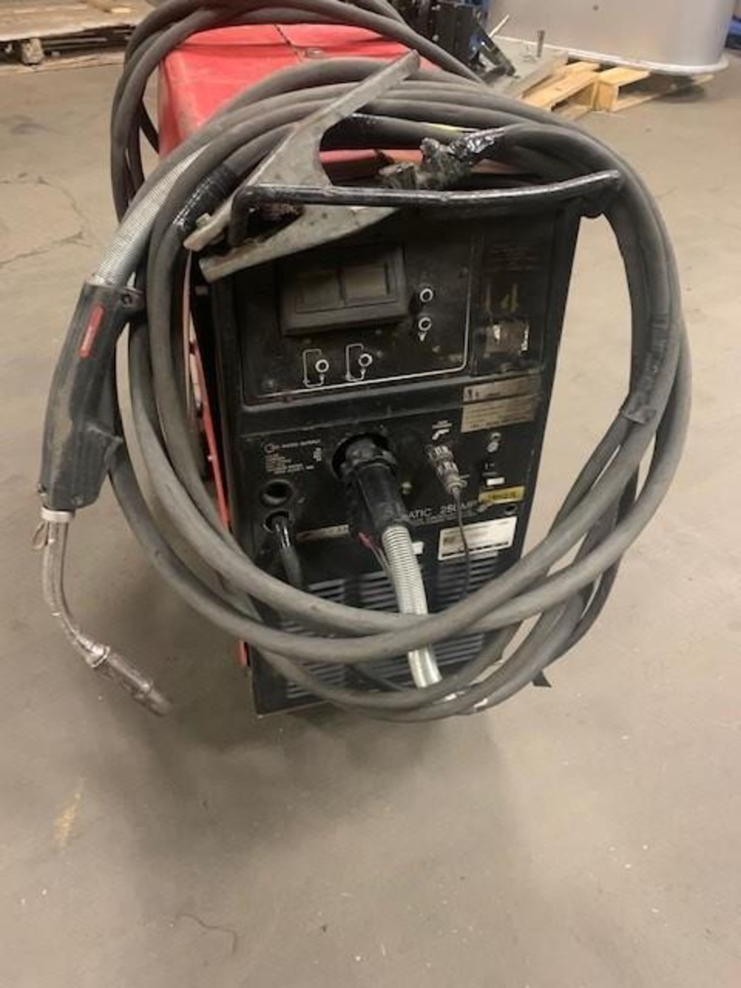 Migmatic 250 Amp Arc Welder W/ Wire Feeder - Image 2 of 3