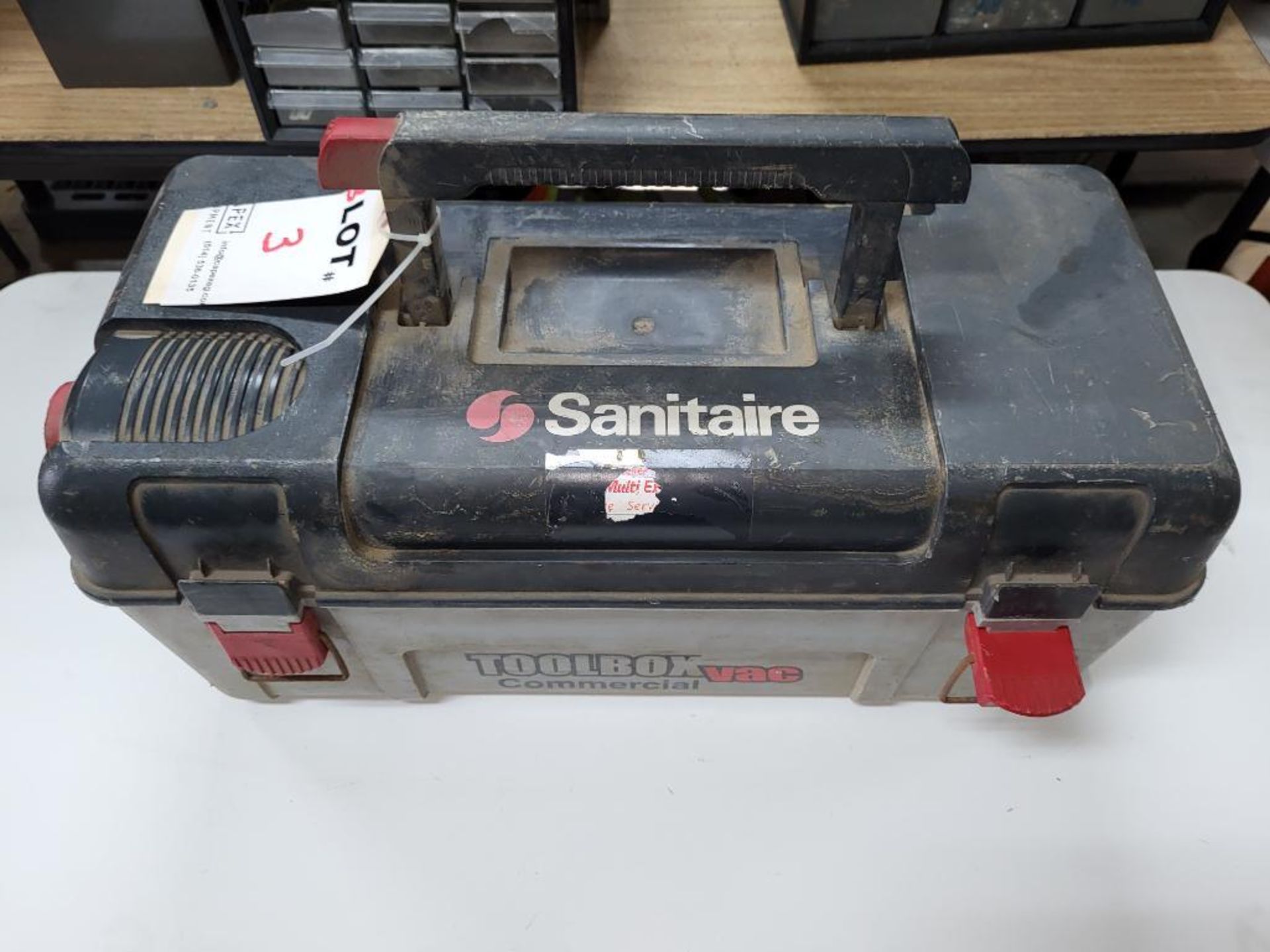 Sanitaire Toolbox Vacuum