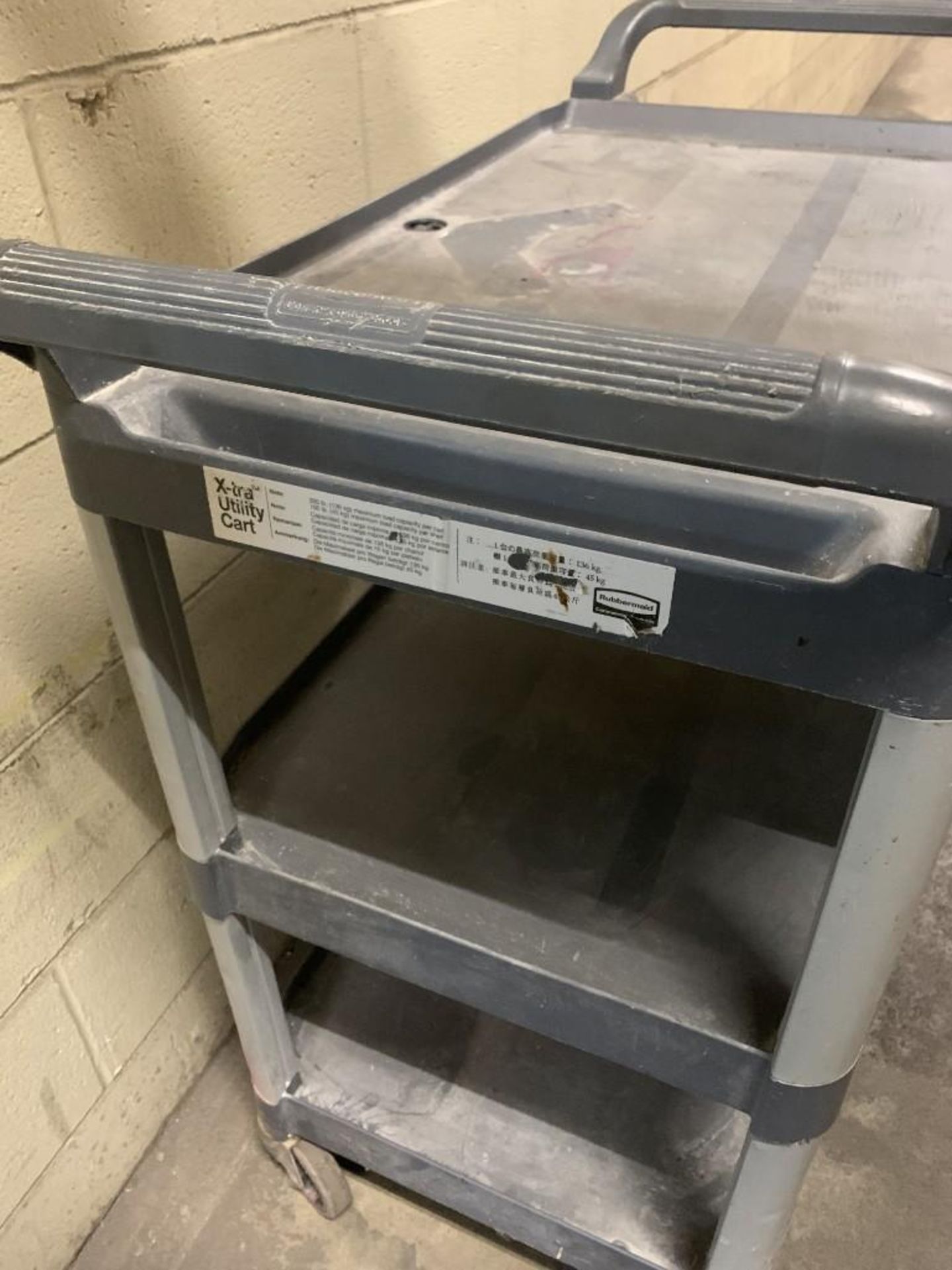 Rubbermaid 3 Shelf Service Cart - Image 2 of 3