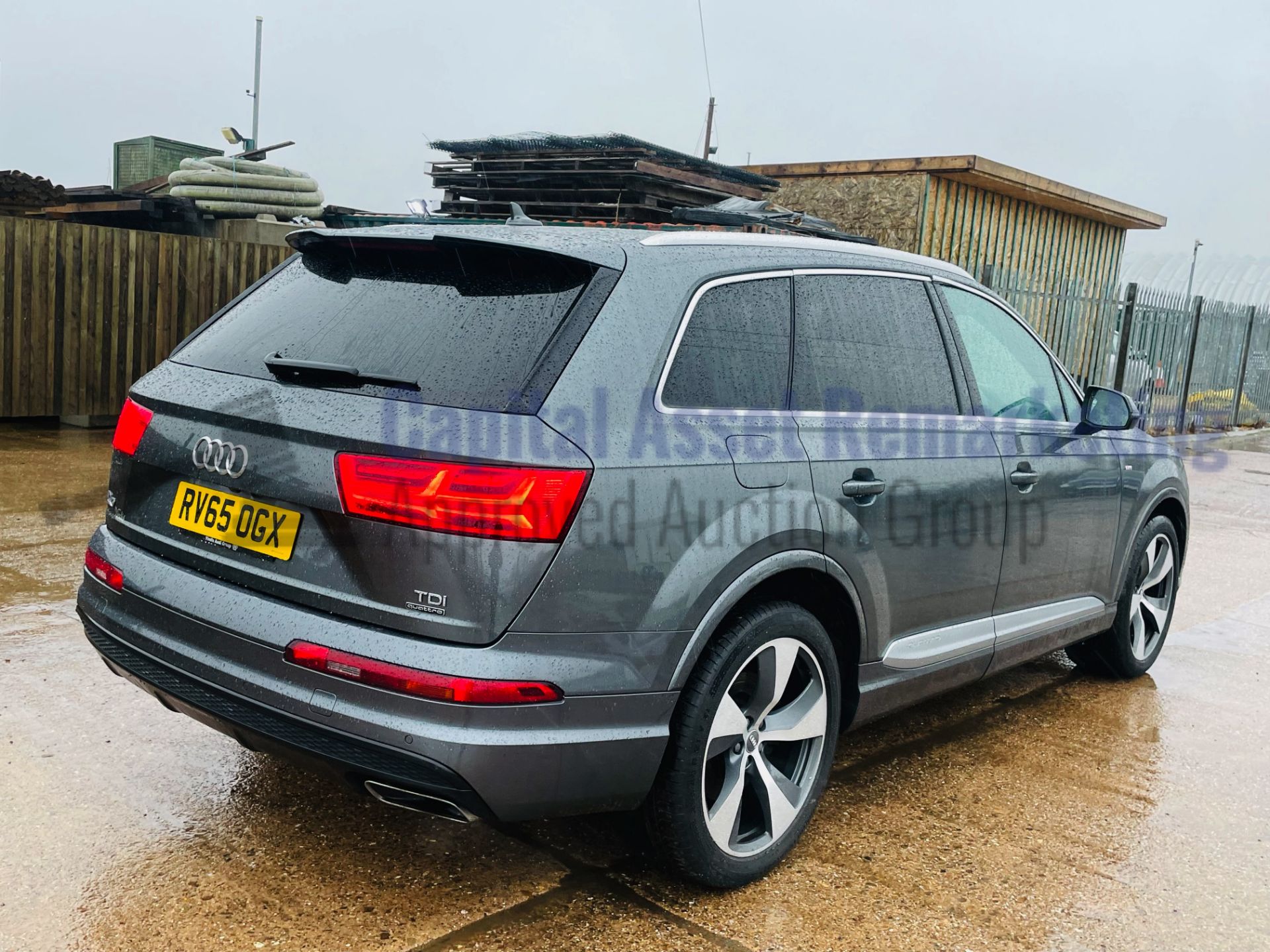 AUDI Q7 *S-LINE QUATTRO* 7 SEATER SUV (2016 MODEL) '3.0 V6 TDI - 272 BHP - AUTO' *FULLY LOADED* - Image 12 of 58