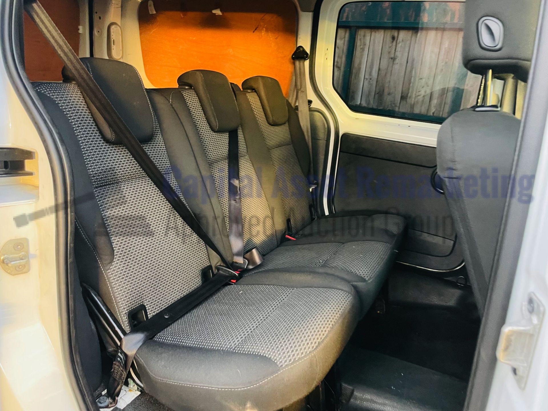 (On Sale) MERCEDES CITAN 109 CDI *XLWB - 5 SEATER CREW VAN* (2018 - EURO 6) 'STOP/START' (1 OWNER) - Image 26 of 40