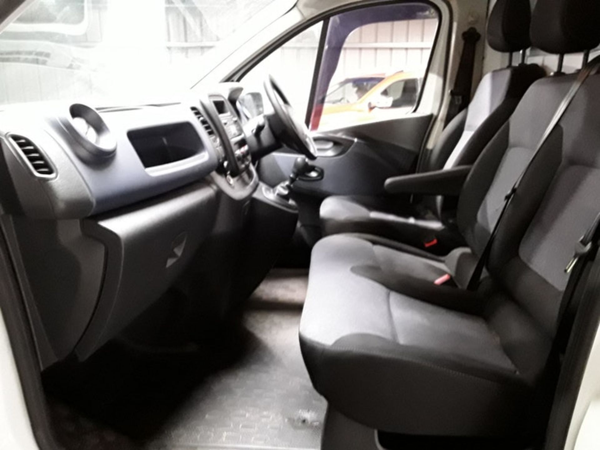 VAUXHALL VIVARO *SWB - PANEL VAN* (2019 - EURO 6) '1.6 CDTI - 6 SPEED' *U-LEZ COMPLIANT* (1 OWNER) - Image 6 of 7