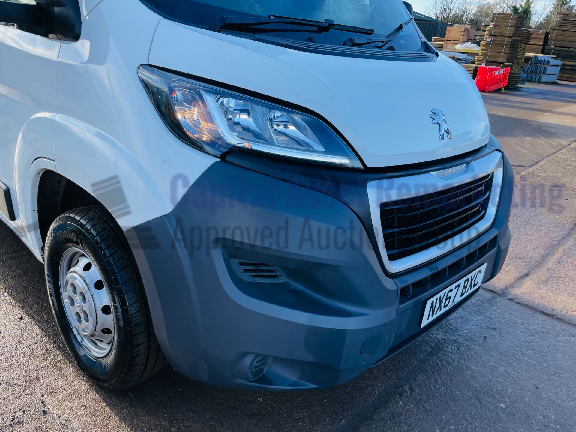 (On Sale) PEUGEOT BOXER 335 *LWB - LOW LOADER / LUTON BOX VAN* (67 REG - EURO 6) '130 BHP - 6 SPEED' - Image 15 of 40