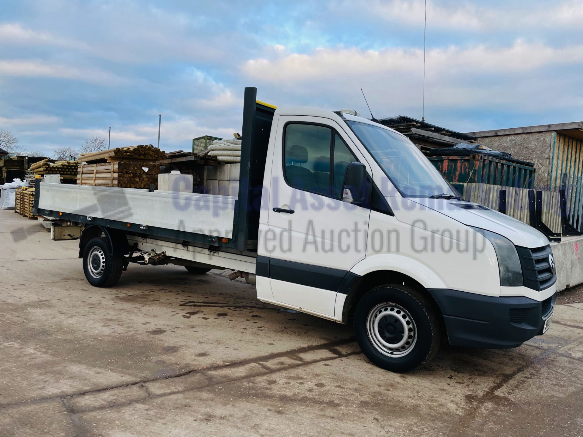 VOLKSWAGEN CRAFTER CR35 *LWB - DROPSIDE TRUCK* (2016 MODEL) '2.0 TDI - 136 BHP - 6 SPEED' (1 OWNER)