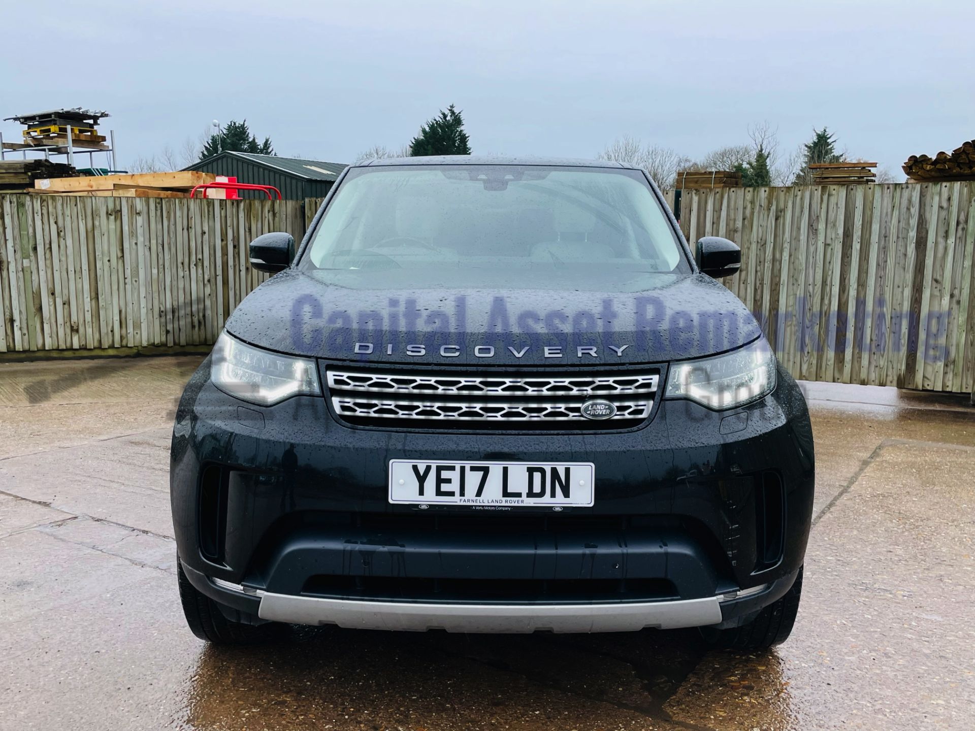 LAND ROVER DISCOVERY 5 *HSE EDITION* 7 SEATER SUV (2017 EURO 6) 8 SPEED AUTO - PAN ROOF *HUGE SPEC* - Image 5 of 64