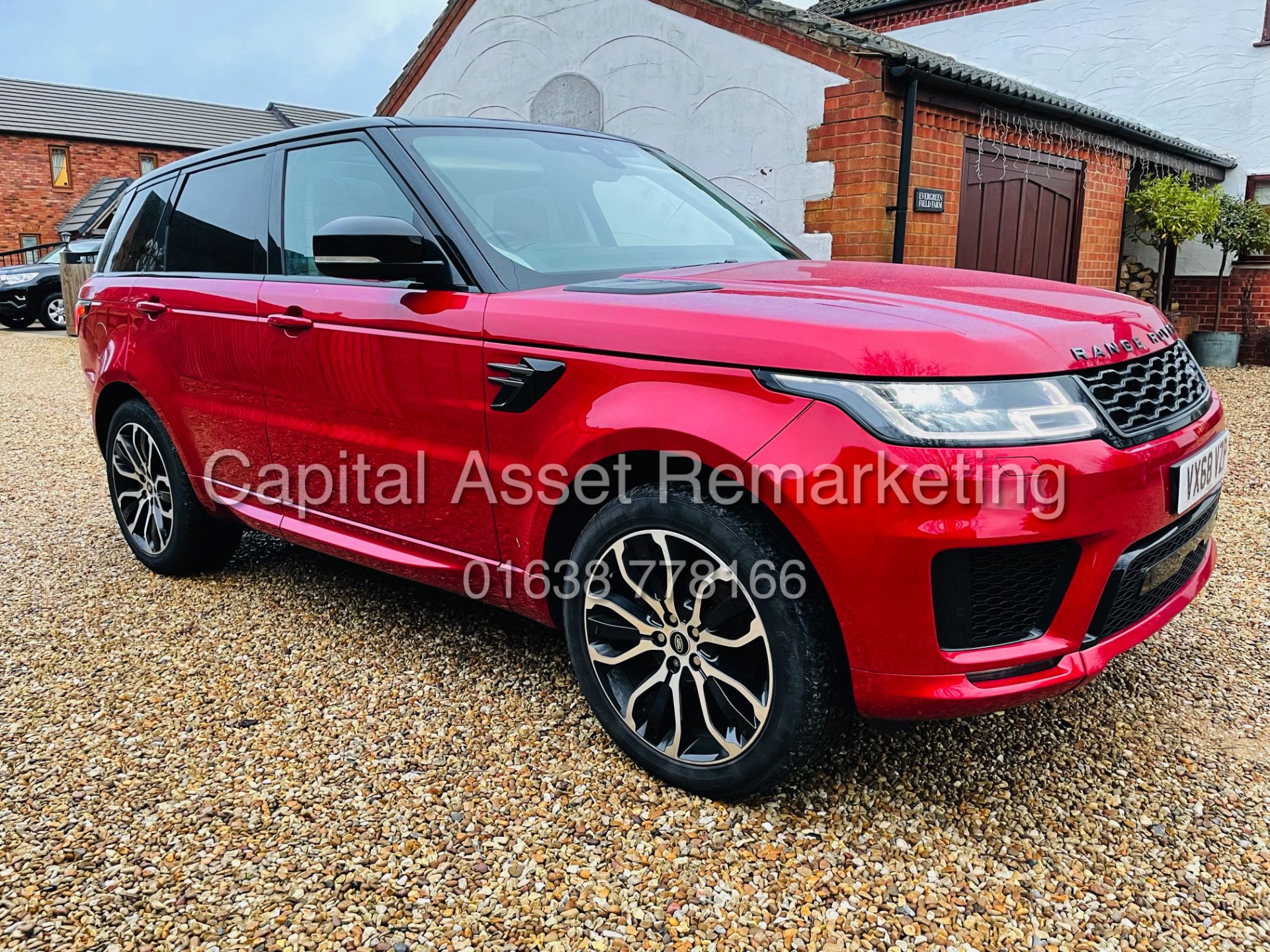 RANGE ROVER "SPORT HSE DYNAMIC" AUTO (2019 MODEL) - MEGA SPEC - DYNAMIC PACK - BLACK PACK - PAN ROOF - Image 6 of 42