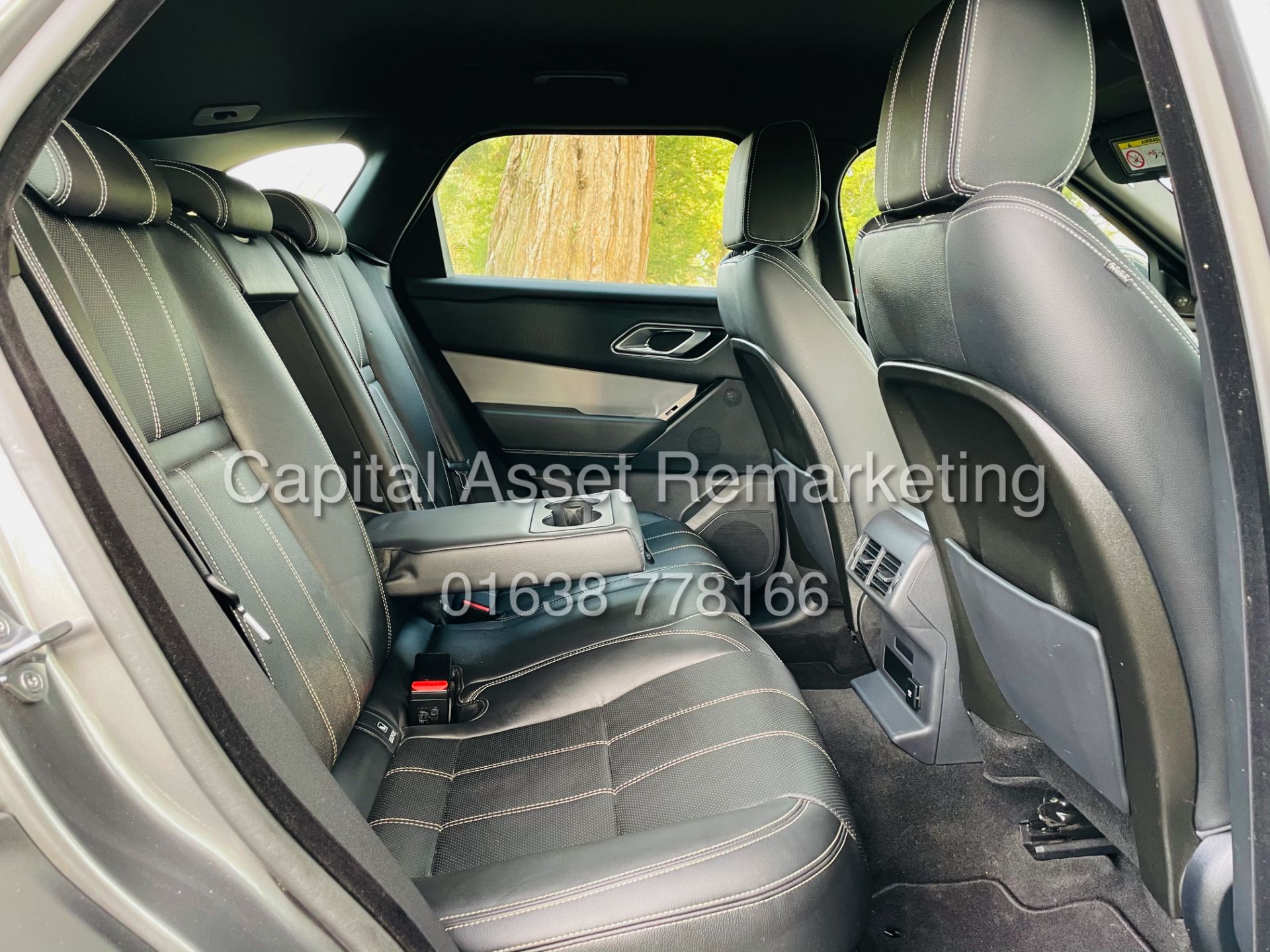 (ON SALE) RANGE ROVER VELAR "R-DYNAMIC S (2019 MODEL) 1 KEEPER - HUGE SPEC - SAT NAV - DYNAMIC PACK - Image 35 of 36