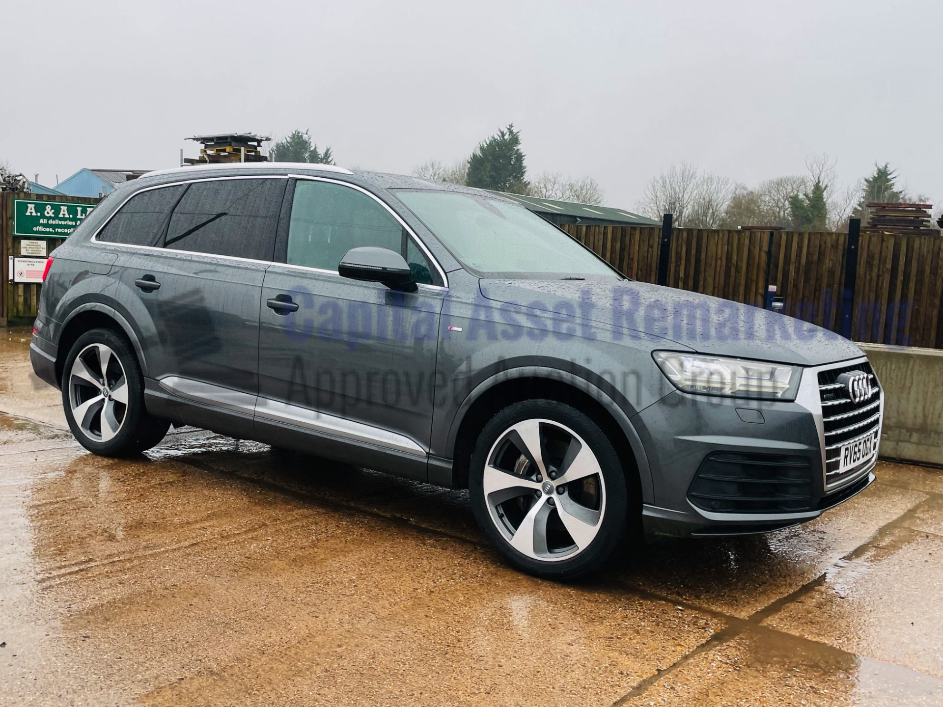 AUDI Q7 *S-LINE QUATTRO* 7 SEATER SUV (2016 MODEL) '3.0 V6 TDI - 272 BHP - AUTO' *FULLY LOADED* - Image 2 of 58