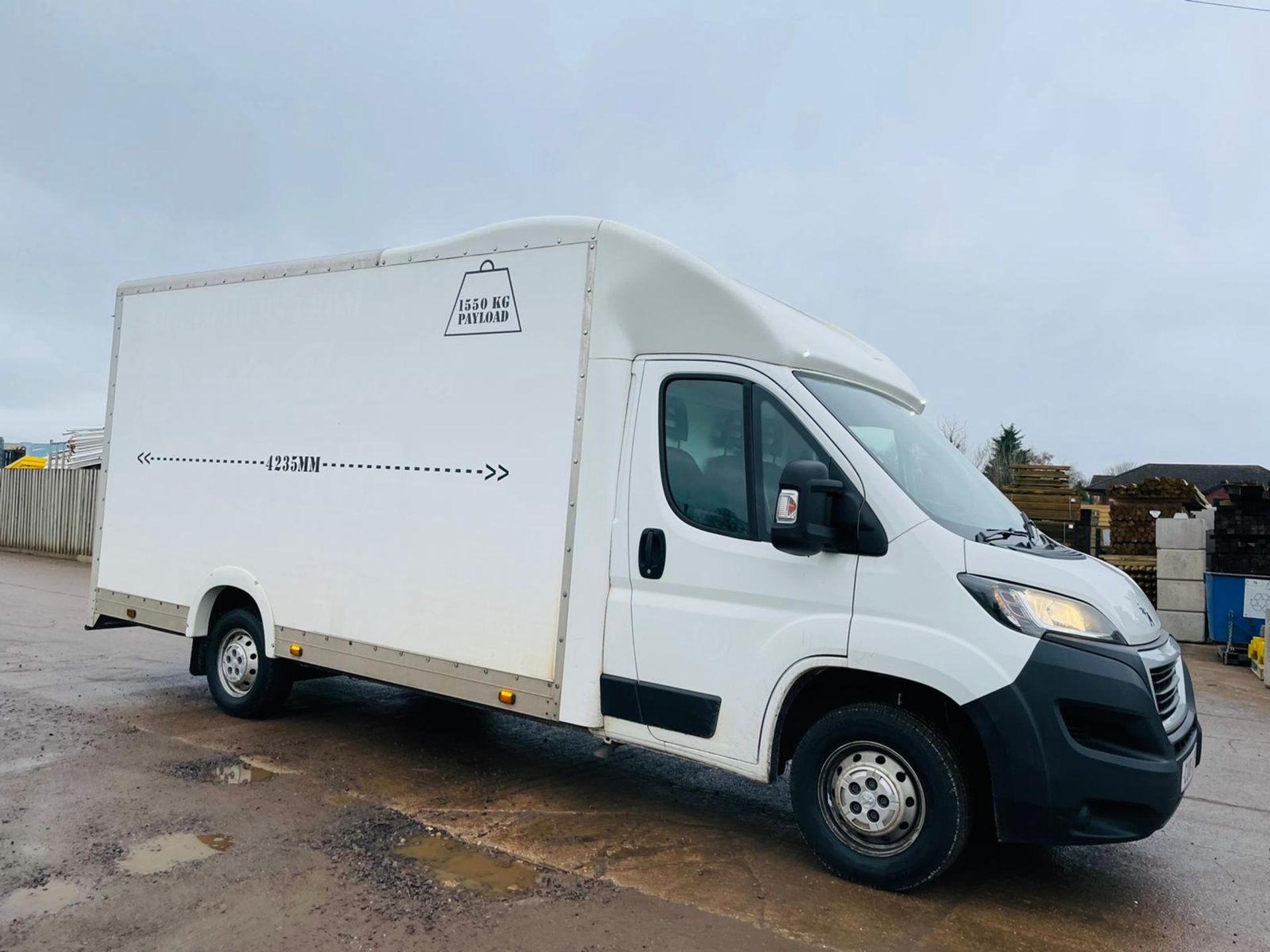 ON SALE PEUGEOT BOXER 2.0HDI (130) LONG WHEEL BASE LOW LOADER "LUTON' 18 REG - 1 OWNER - LOOK!!! - Image 7 of 34