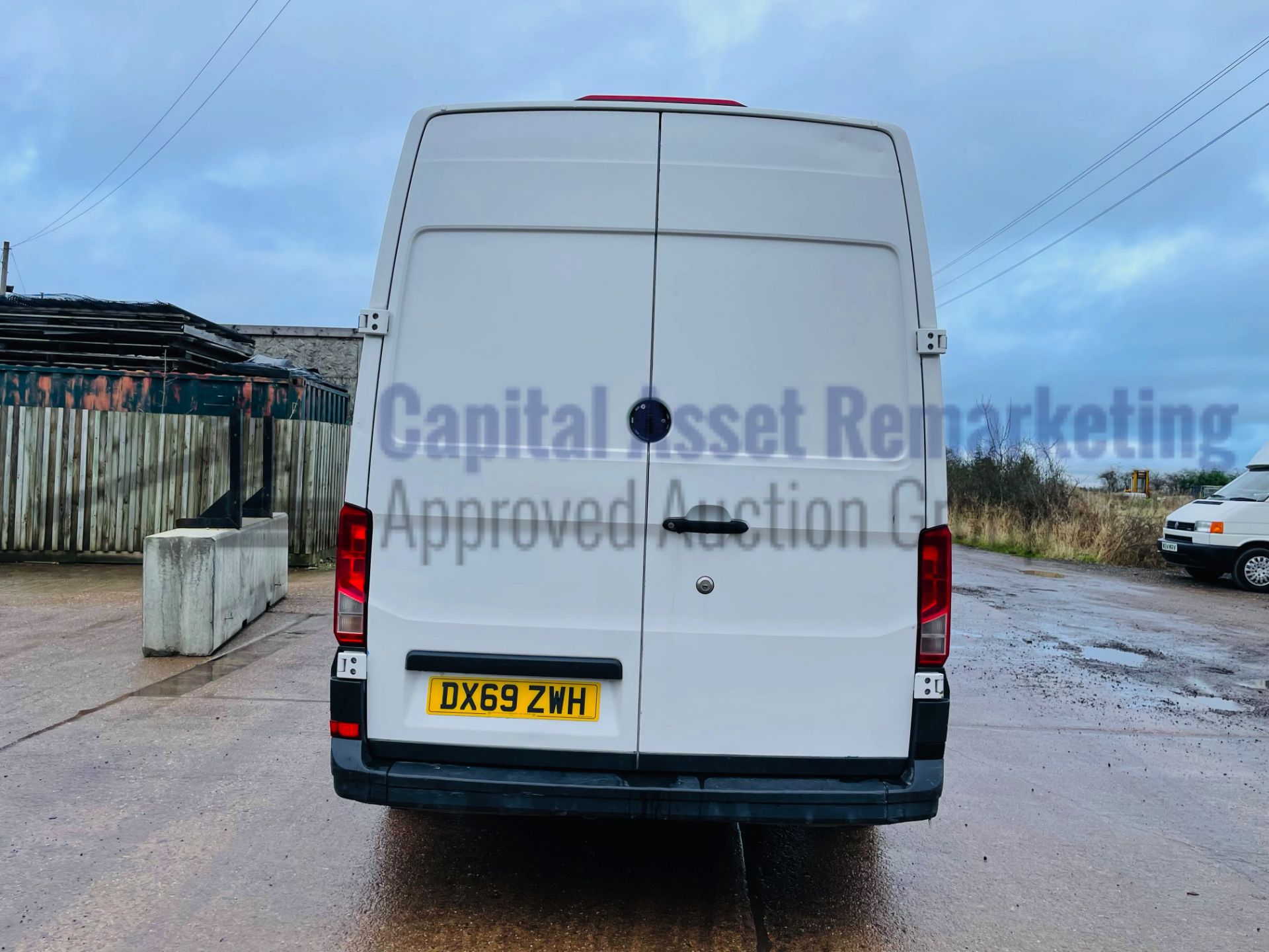 (On Sale) VOLKSWAGEN CRAFTER CR35 *LWB HI-ROOF* (69 REG - EURO 6) '2.0 TDI - 6 SPEED' *LOW MILEAGE* - Image 11 of 37