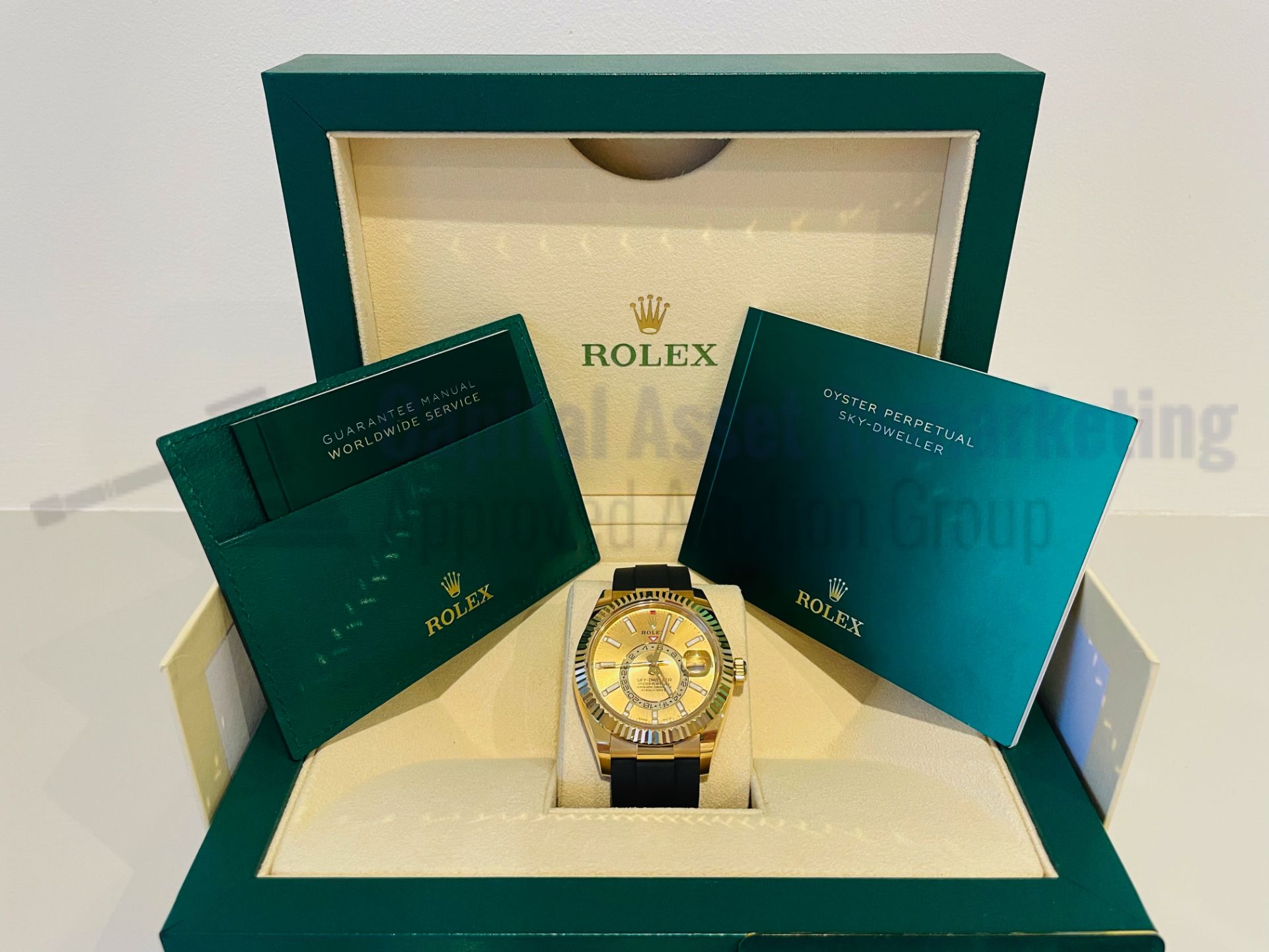 ROLEX SKY-DWELLER 42MM *18CT GOLD* (2021 - BRAND NEW / UNWORN) *OYSTER-FLEX* (BEAT THE 5 YEAR WAIT) - Image 4 of 12