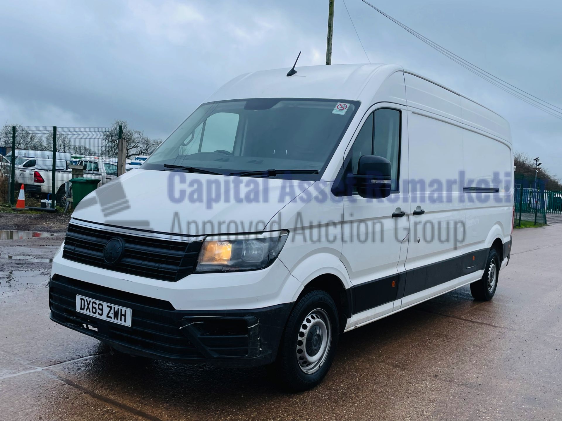 (On Sale) VOLKSWAGEN CRAFTER CR35 *LWB HI-ROOF* (69 REG - EURO 6) '2.0 TDI - 6 SPEED' *LOW MILEAGE* - Image 5 of 37