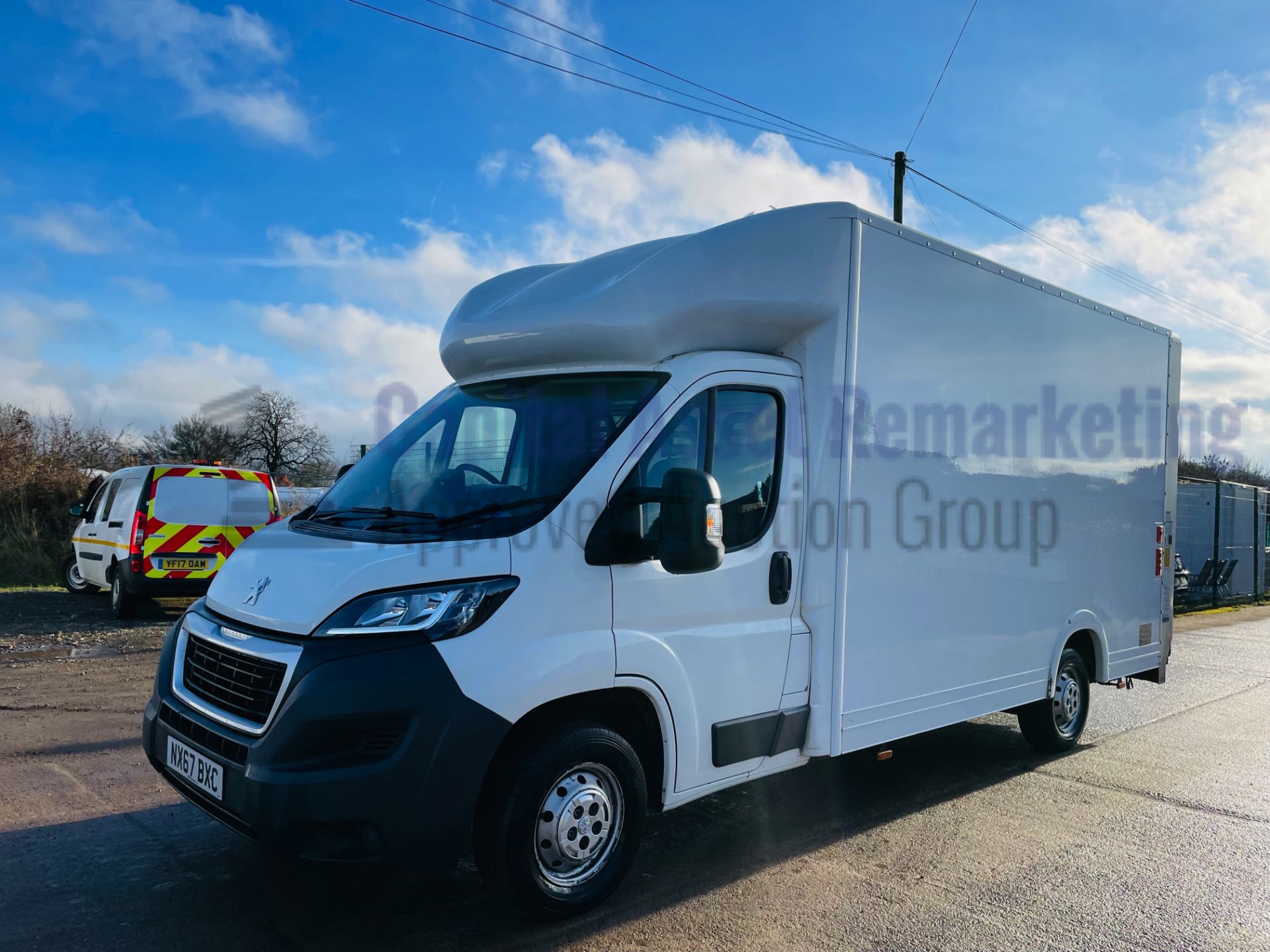 (On Sale) PEUGEOT BOXER 335 *LWB - LOW LOADER / LUTON BOX VAN* (67 REG - EURO 6) '130 BHP - 6 SPEED' - Image 2 of 40