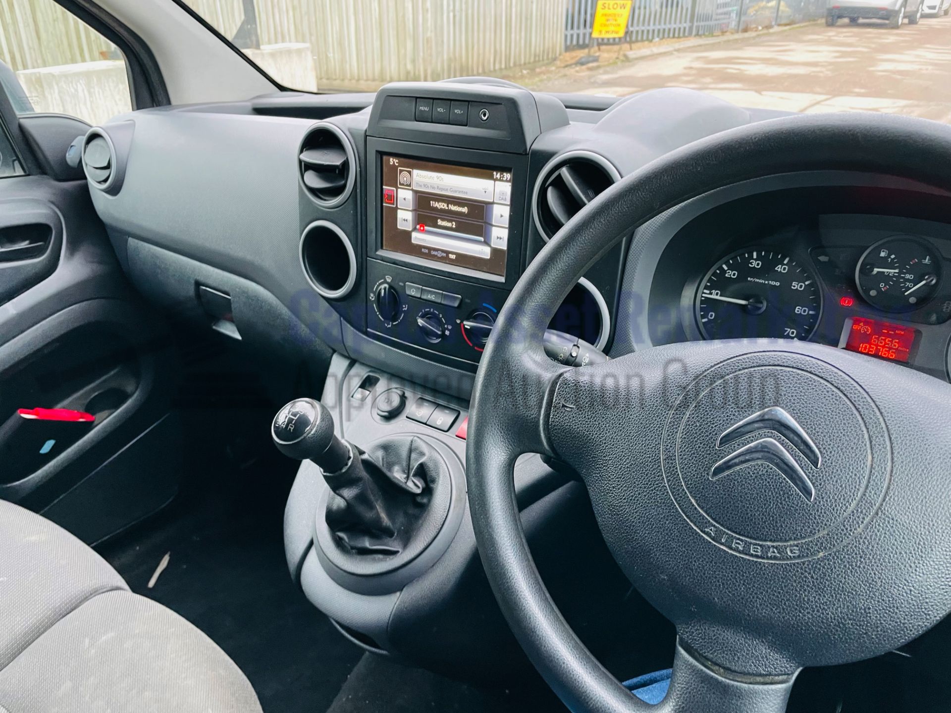 (On Sale) CITROEN BERLINGO 625 *ENTERPRISE* SWB - PANEL VAN (2018-EURO 6) '1.6 BLUE HDI' *A/C - NAV* - Image 29 of 41