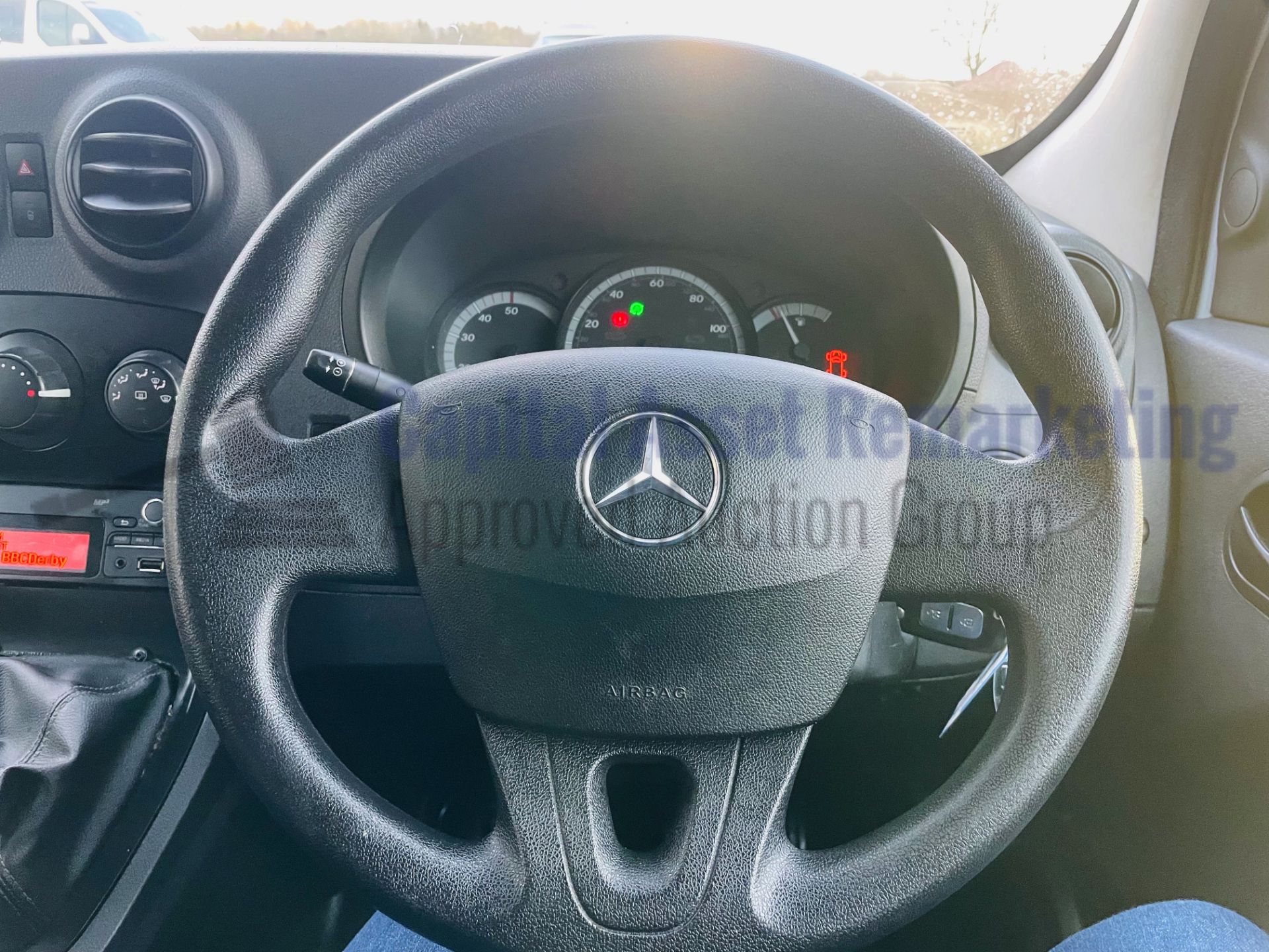 (On Sale) MERCEDES CITAN 109 CDI *XLWB - 5 SEATER CREW VAN* (2018 - EURO 6) 'STOP/START' (1 OWNER) - Image 39 of 40