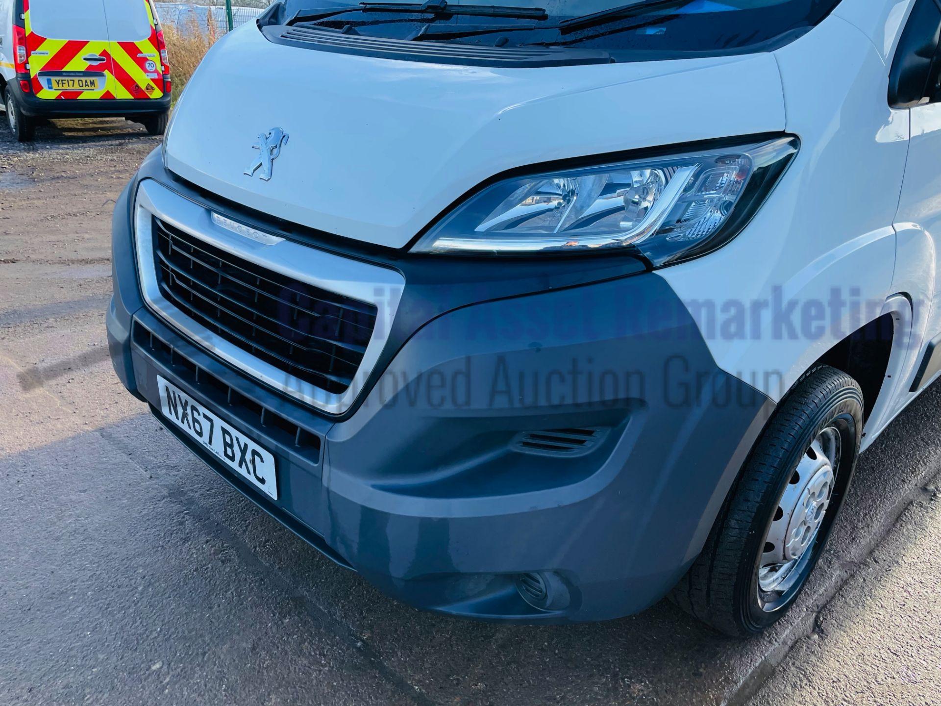 (On Sale) PEUGEOT BOXER 335 *LWB - LOW LOADER / LUTON BOX VAN* (67 REG - EURO 6) '130 BHP - 6 SPEED' - Image 16 of 40