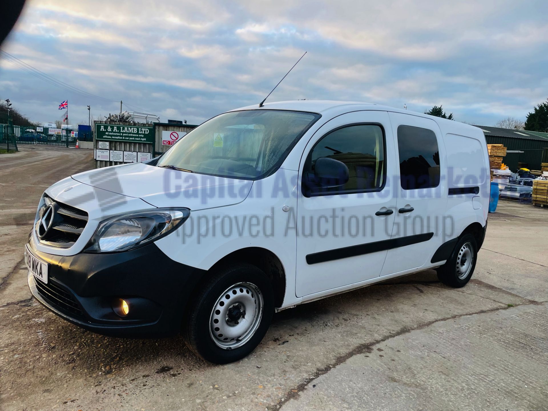 (On Sale) MERCEDES CITAN 109 CDI *XLWB - 5 SEATER CREW VAN* (2018 - EURO 6) 'STOP/START' (1 OWNER)