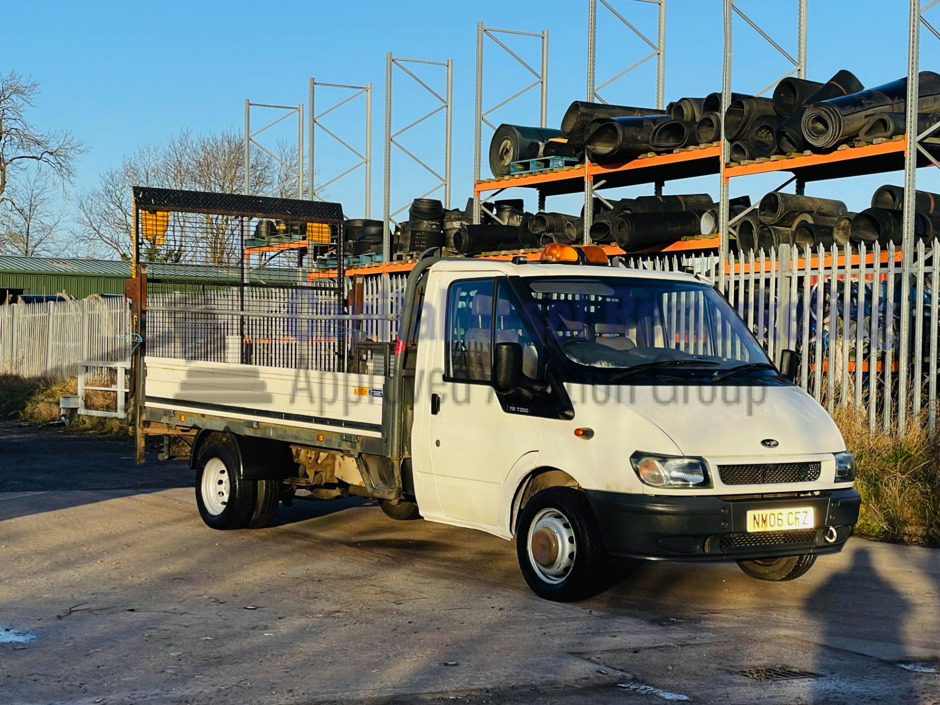 (On Sale) FORD TRANSIT RWD *LWB - DROPSIDE TRUCK* (2006) '2.4 TDCI - 115 BHP' *EX COUNCIL* (57,000K) - Image 13 of 32