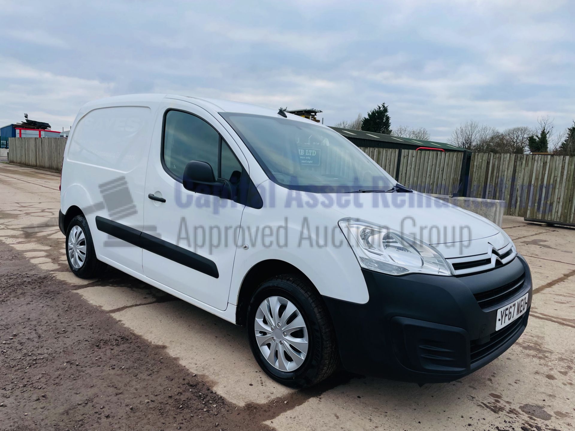 (On Sale) CITROEN BERLINGO 625 *ENTERPRISE* SWB - PANEL VAN (2018-EURO 6) '1.6 BLUE HDI' *A/C - NAV* - Image 2 of 41