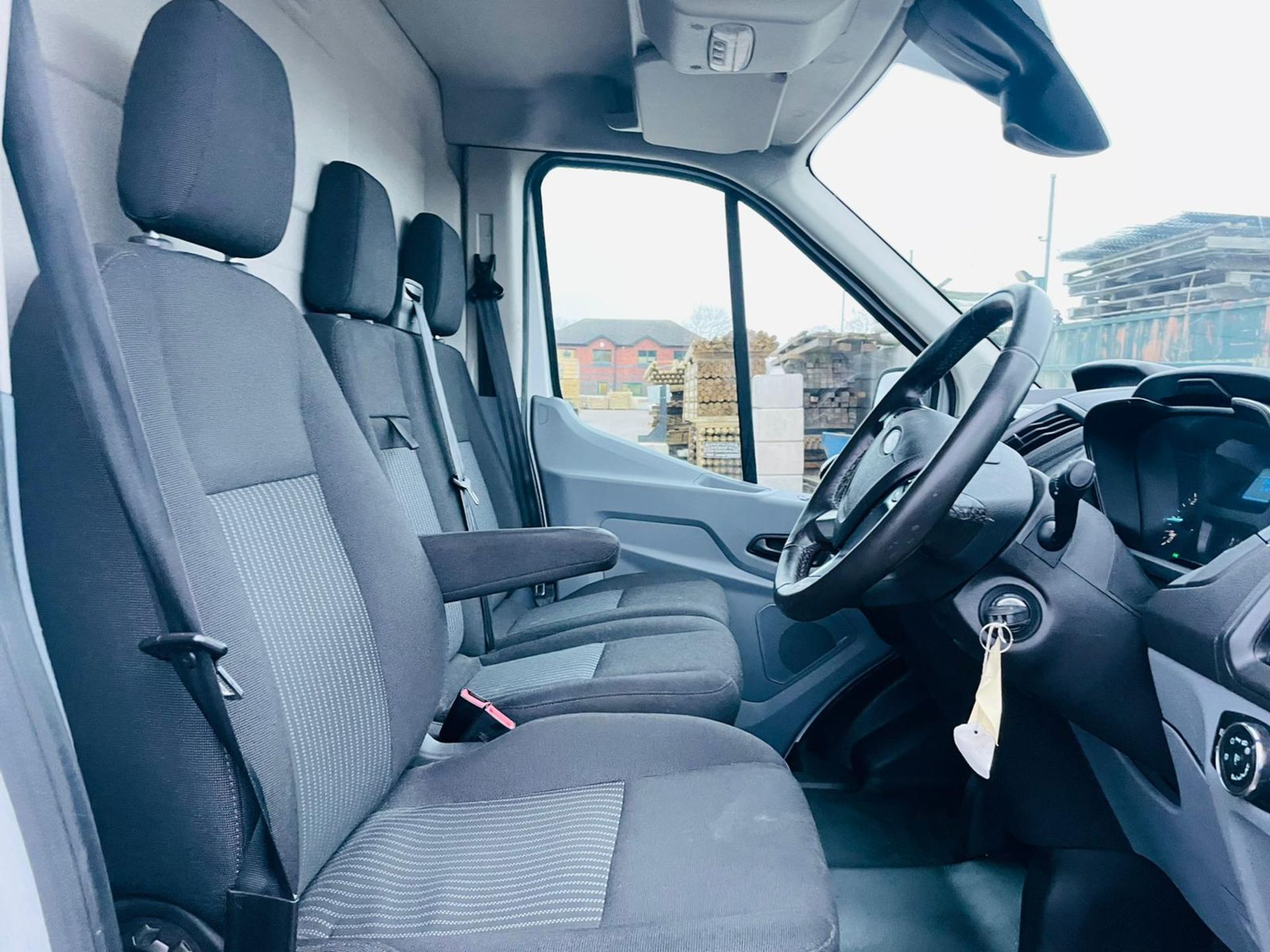 ON SALE FORD TRANSIT T350 RWD 2.0TDCI 'LWB HIGH ROOF' (2018 MODEL) -EURO 6 - AIR CON- ELEC PACK- - Image 29 of 36