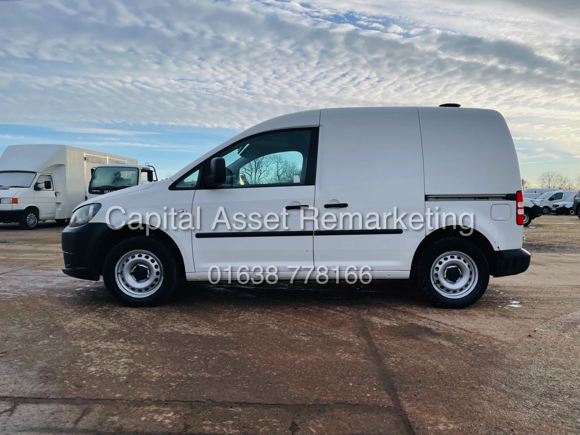 ON SALE VOLKSWAGEN CADDY TDI C20 (2014 MODEL) 1 OWNER - AC - ELEC PACK - SIDE DOOR - SERVICE HISTORY - Image 8 of 19