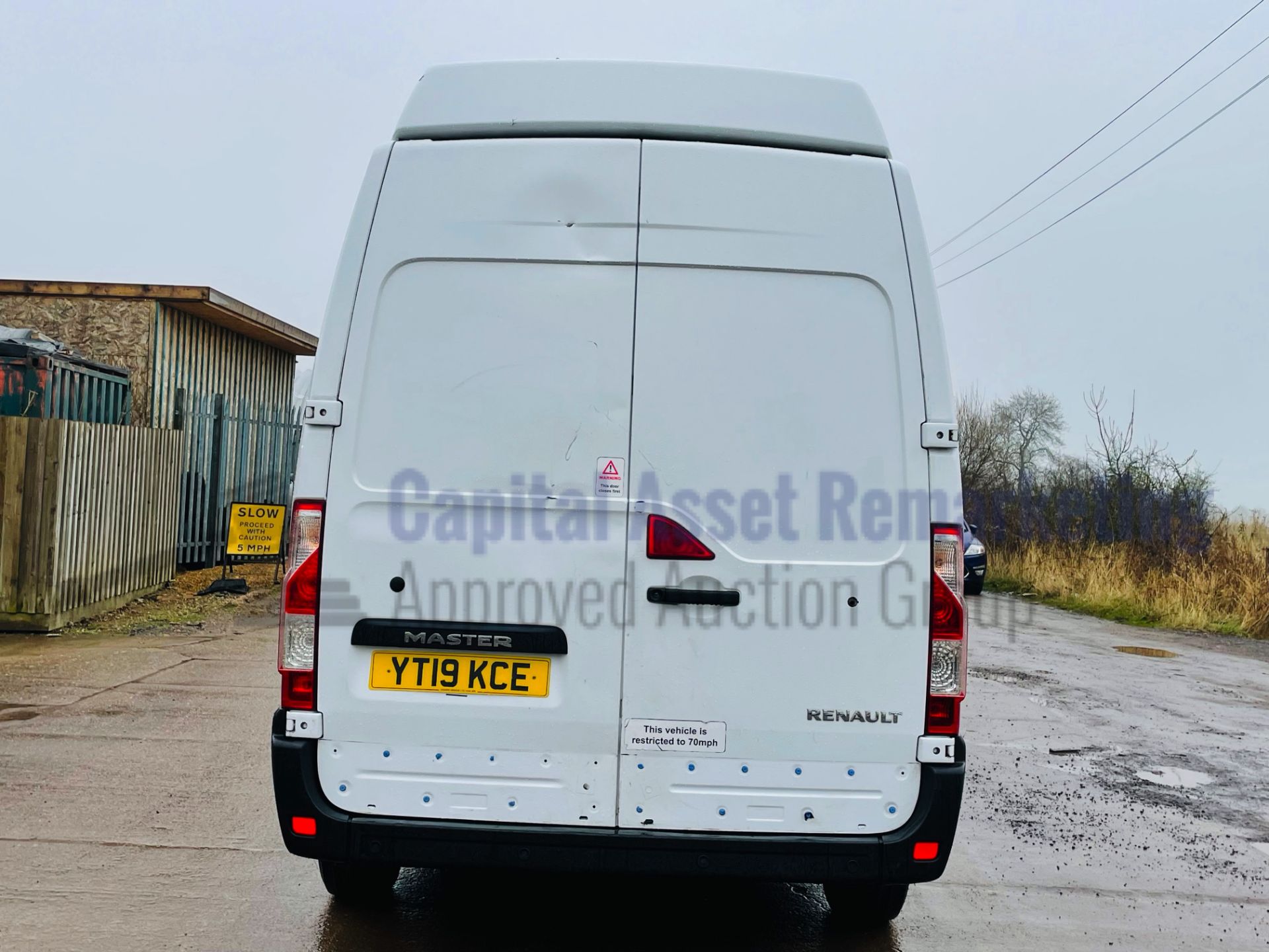 RENAULT MASTER *BUSINESS ENERGY* LWB - EXTRA HIGH ROOF (2019 - EURO 6) '145 BHP - 6 SPEED' *SAT NAV* - Image 11 of 39