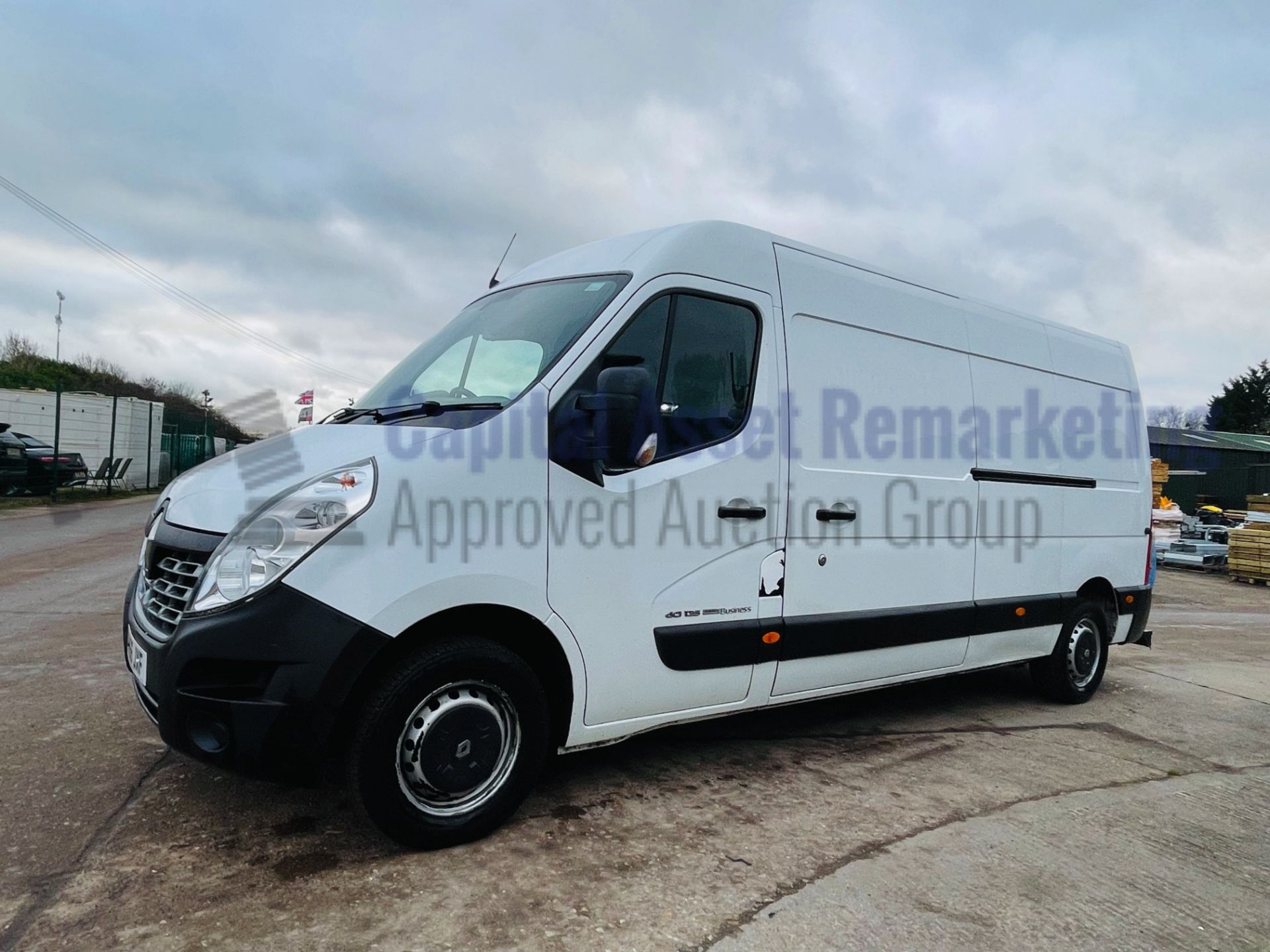 RENAULT MASTER *BUSINESS ENERGY* LWB VAN (2017 - EURO 6) 2.3 DCI -145 BHP - 6 SPEED *A/C* (3500 KG) - Image 4 of 30