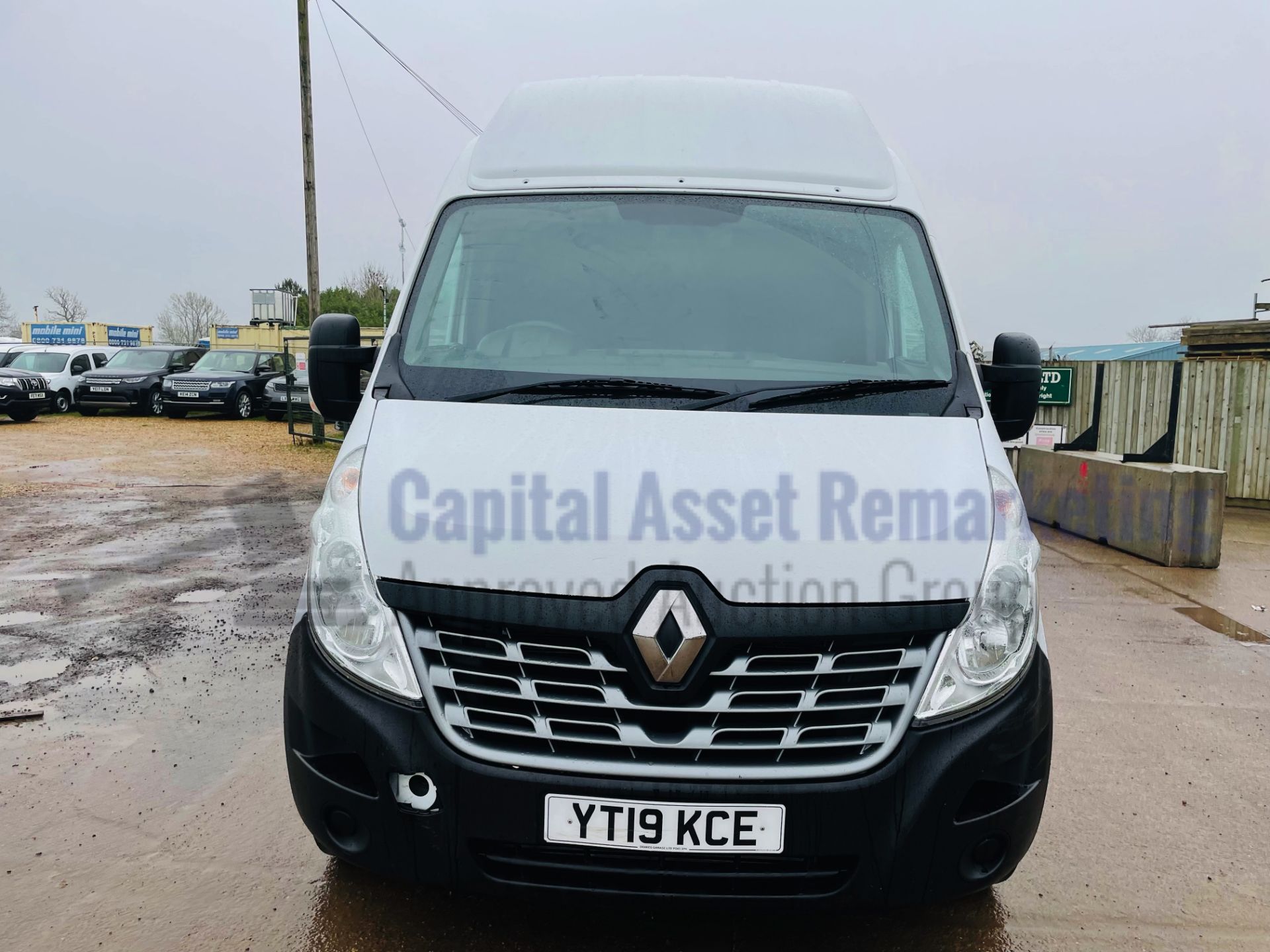 RENAULT MASTER *BUSINESS ENERGY* LWB - EXTRA HIGH ROOF (2019 - EURO 6) '145 BHP - 6 SPEED' *SAT NAV* - Image 4 of 39