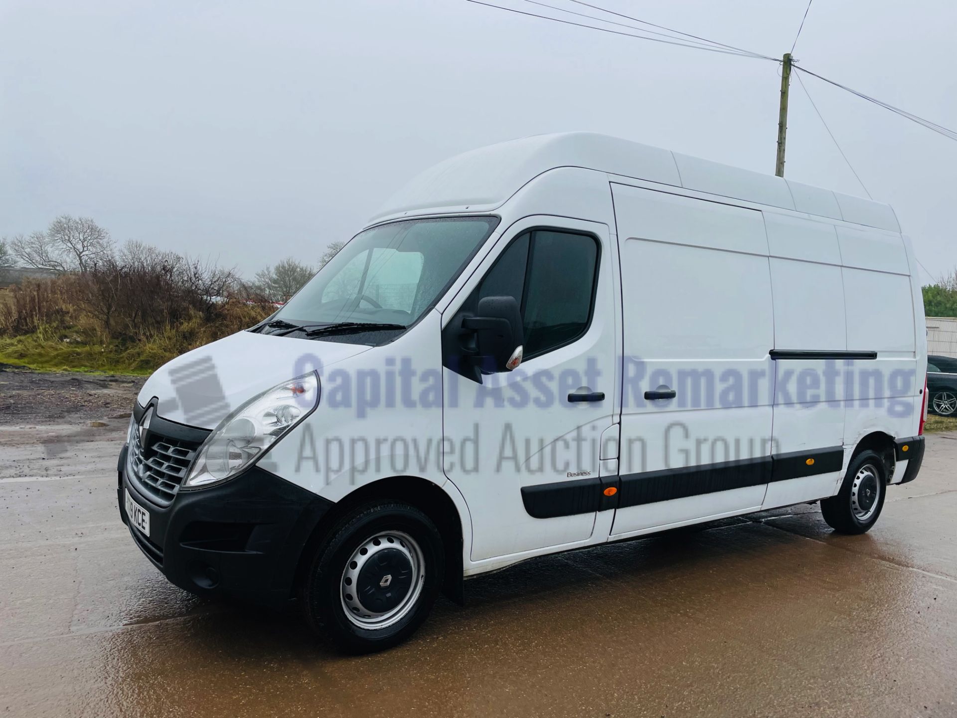 RENAULT MASTER *BUSINESS ENERGY* LWB - EXTRA HIGH ROOF (2019 - EURO 6) '145 BHP - 6 SPEED' *SAT NAV* - Image 7 of 39