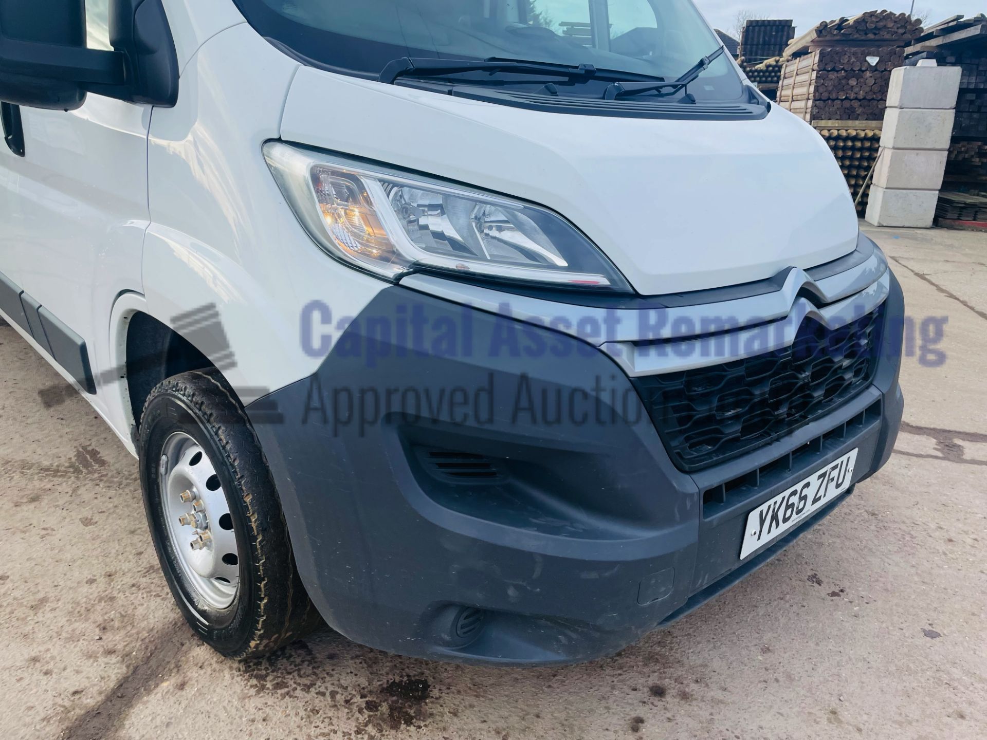 CITROEN RELAY 35 *ENTERPRISE* LWB HI-ROOF *FRIDGE VAN* (2017 - EURO 6) '2.0 BLUE HDI -6 SPEED' *A/C* - Image 15 of 42