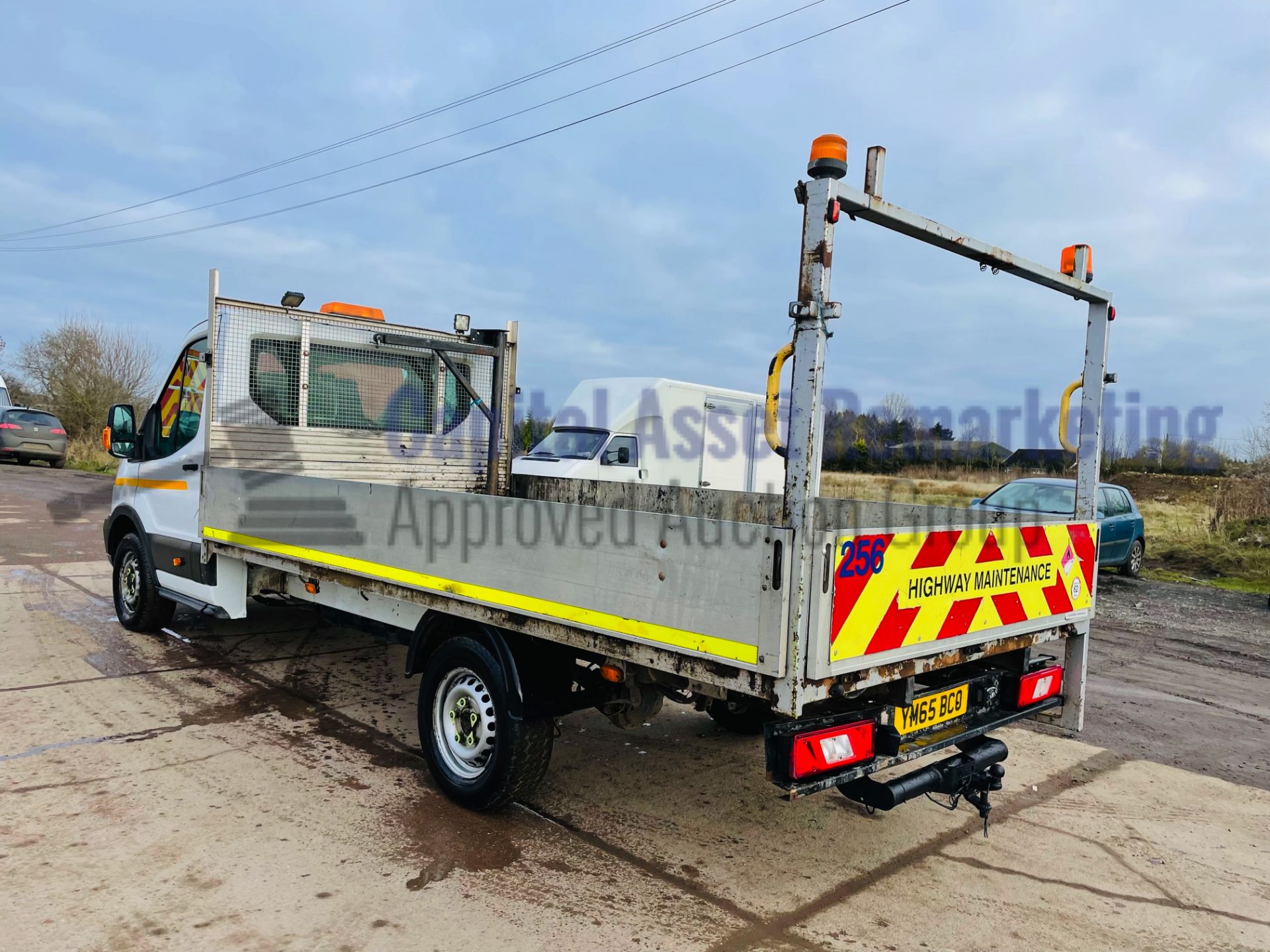 ON SALE FORD TRANSIT 125 T350 *LWB DROPSIDE TRUCK* (2016 MODEL) '6 SPEED' (1 OWNER) *3500 KG* - Image 10 of 37