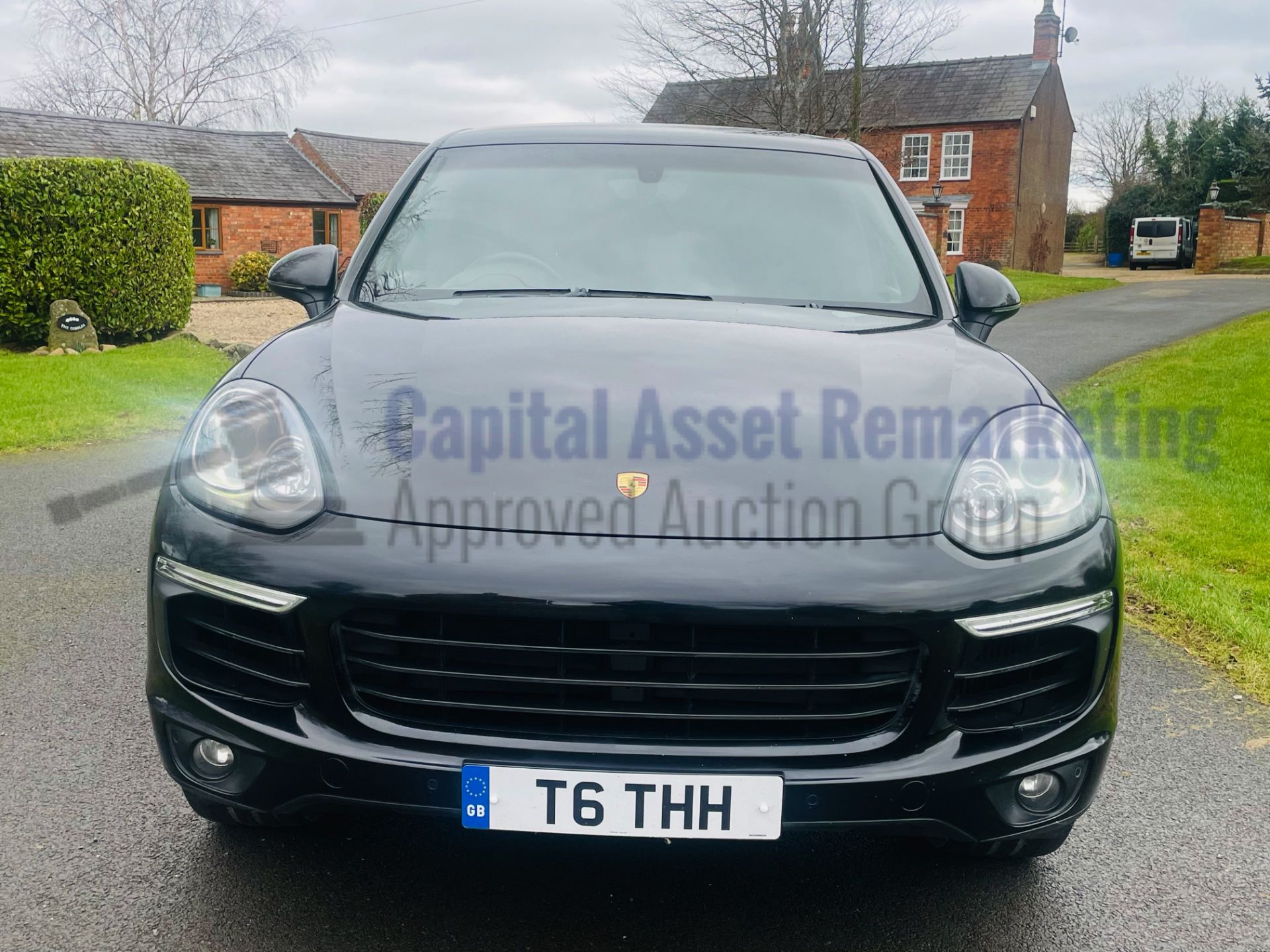 PORSCHE CAYENNE *SPORT SUV* (2017 - EURO 6) '3.0 V6 DIESEL - 8 SPEED AUTO' *MASSIVE SPEC* (NO VAT) - Image 4 of 59