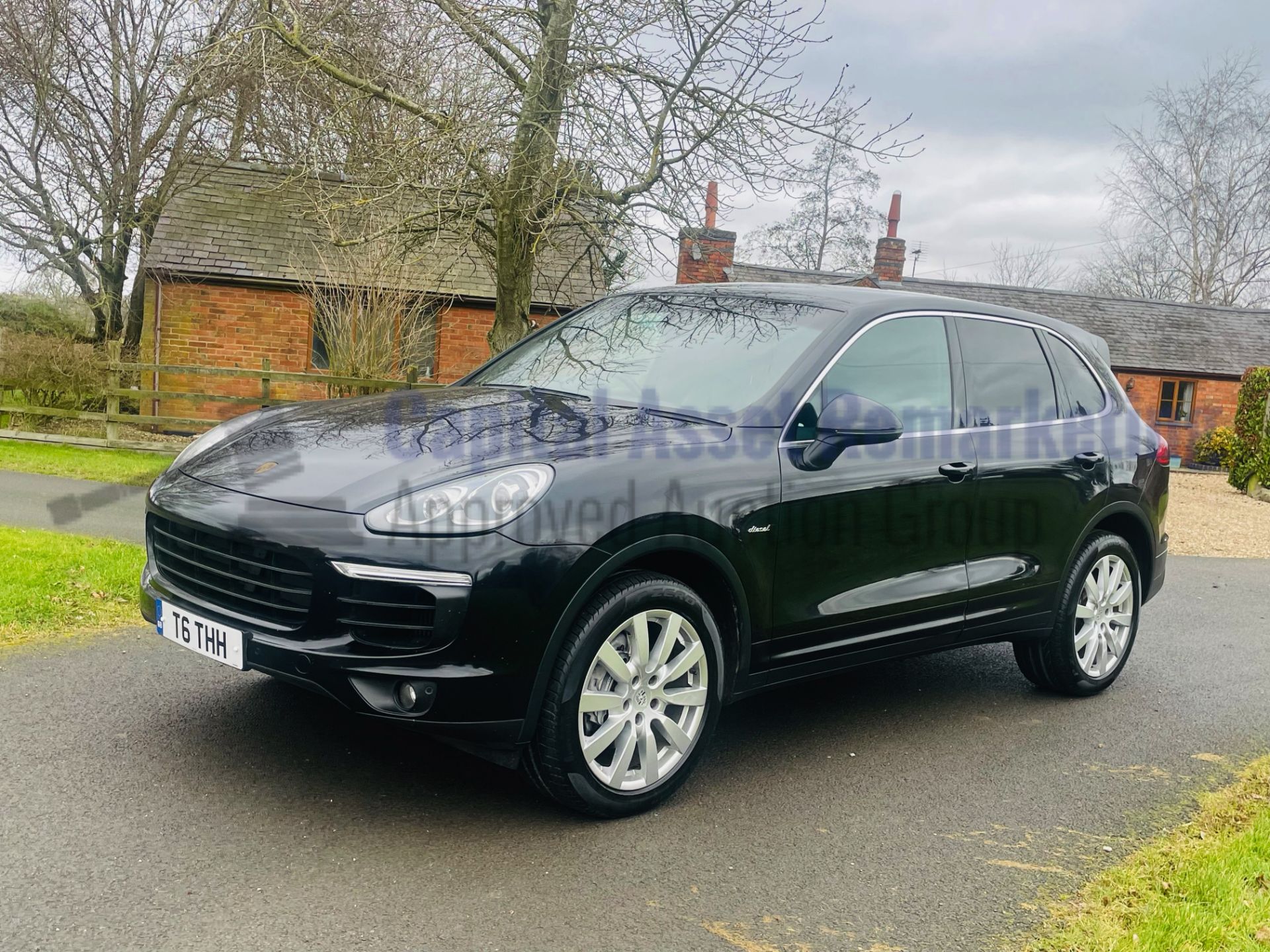 PORSCHE CAYENNE *SPORT SUV* (2017 - EURO 6) '3.0 V6 DIESEL - 8 SPEED AUTO' *MASSIVE SPEC* (NO VAT) - Image 6 of 59