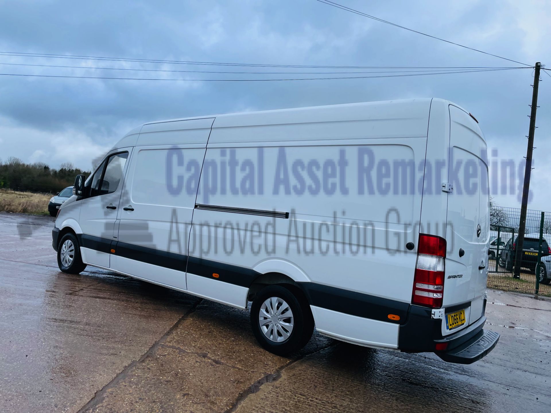 MERCEDES-BENZ SPRINTER 314 CDI *LWB HI-ROOF* (2017 - EURO 6) '140 BHP - 6 SPEED' *AIR & SAT NAV* - Image 9 of 42